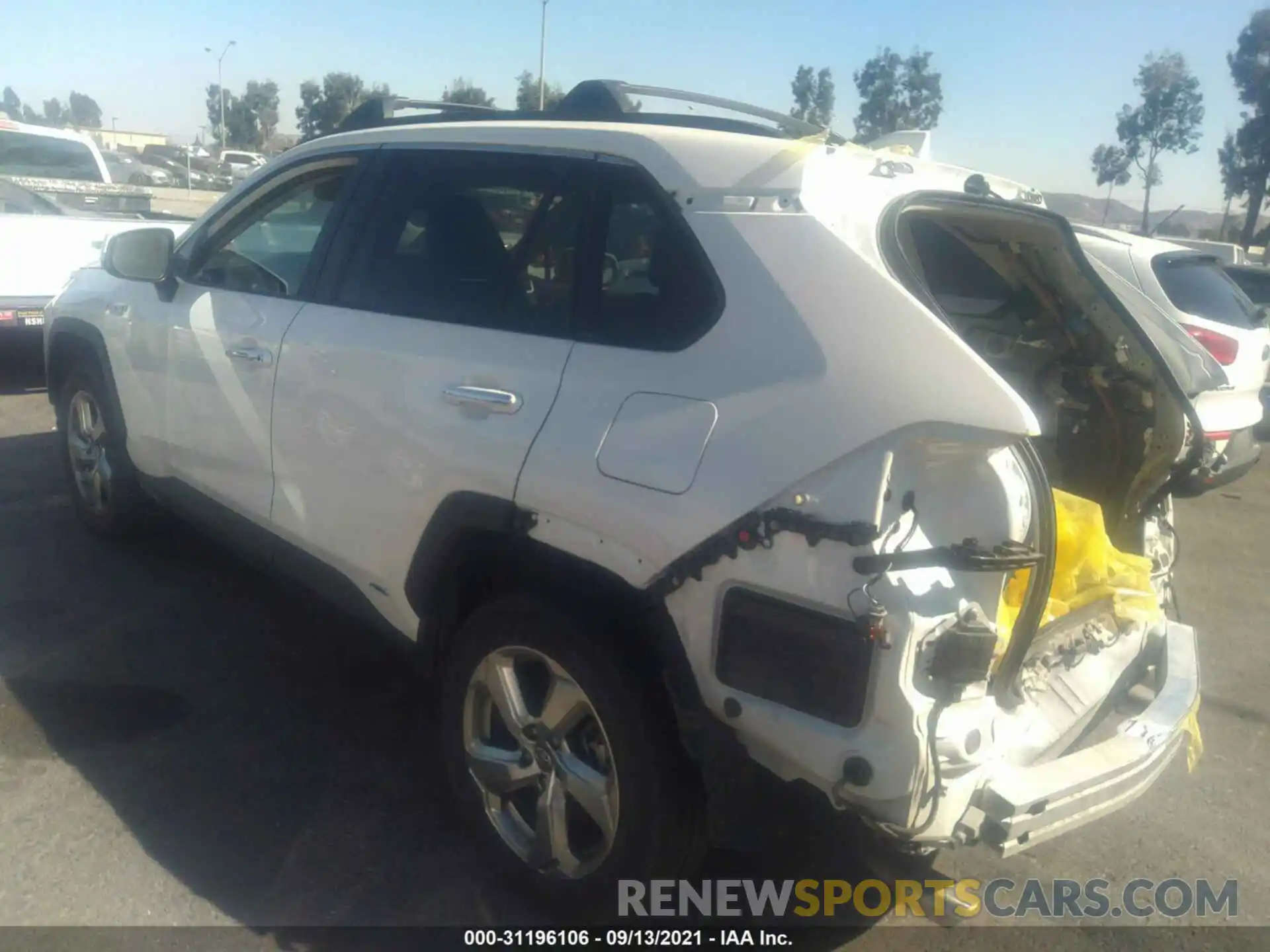 3 Photograph of a damaged car 2T3DWRFV3KW045813 TOYOTA RAV4 2019