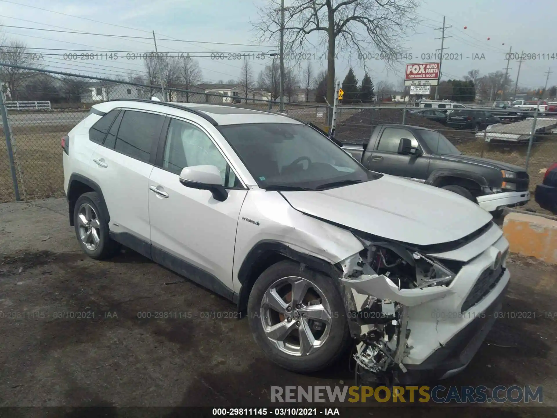 1 Photograph of a damaged car 2T3DWRFV4KW001173 TOYOTA RAV4 2019