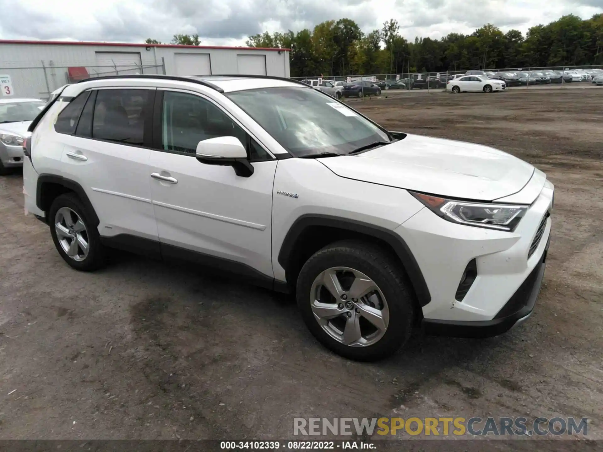 1 Photograph of a damaged car 2T3DWRFV4KW018703 TOYOTA RAV4 2019