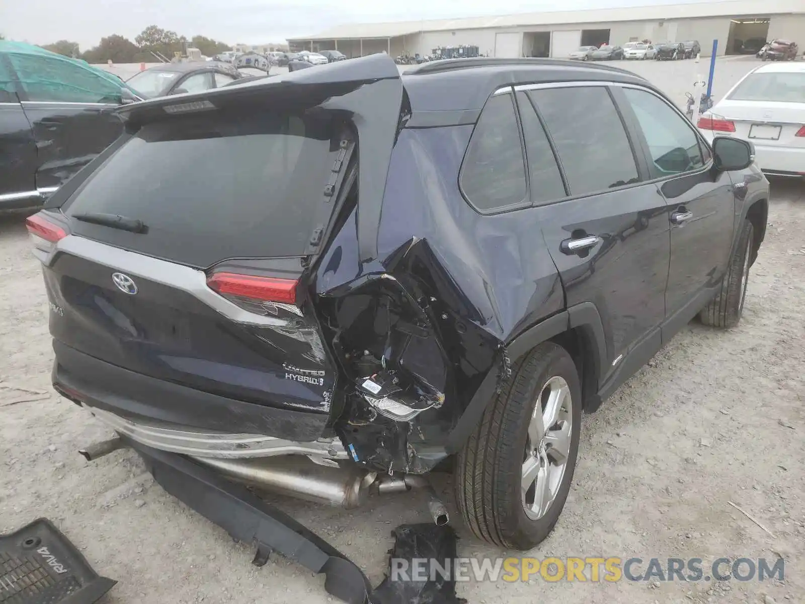 4 Photograph of a damaged car 2T3DWRFV4KW036053 TOYOTA RAV4 2019