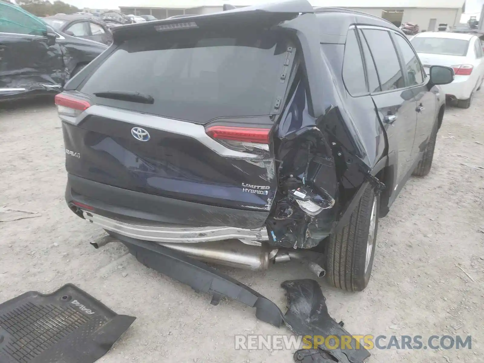 9 Photograph of a damaged car 2T3DWRFV4KW036053 TOYOTA RAV4 2019