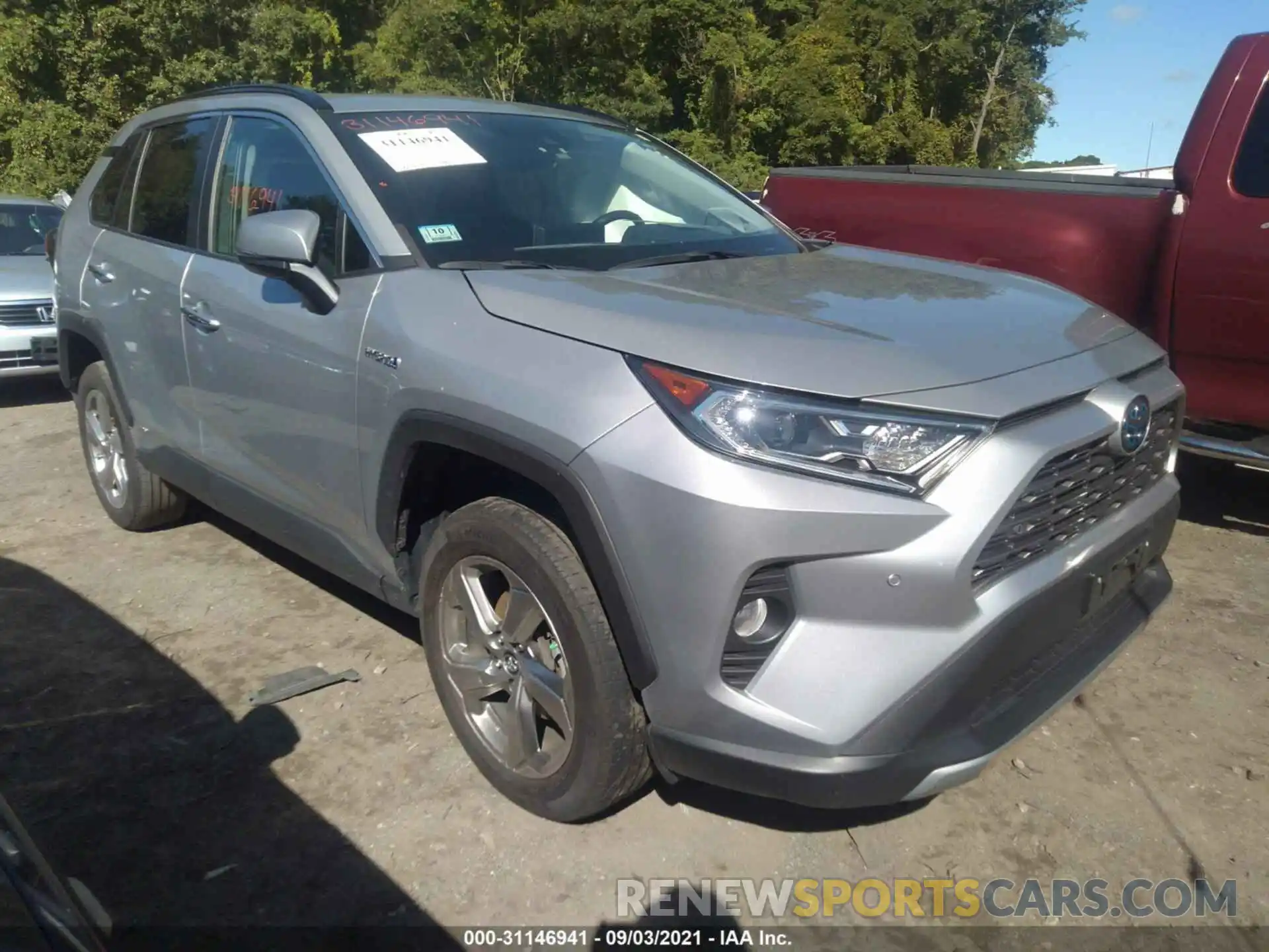 1 Photograph of a damaged car 2T3DWRFV4KW037820 TOYOTA RAV4 2019