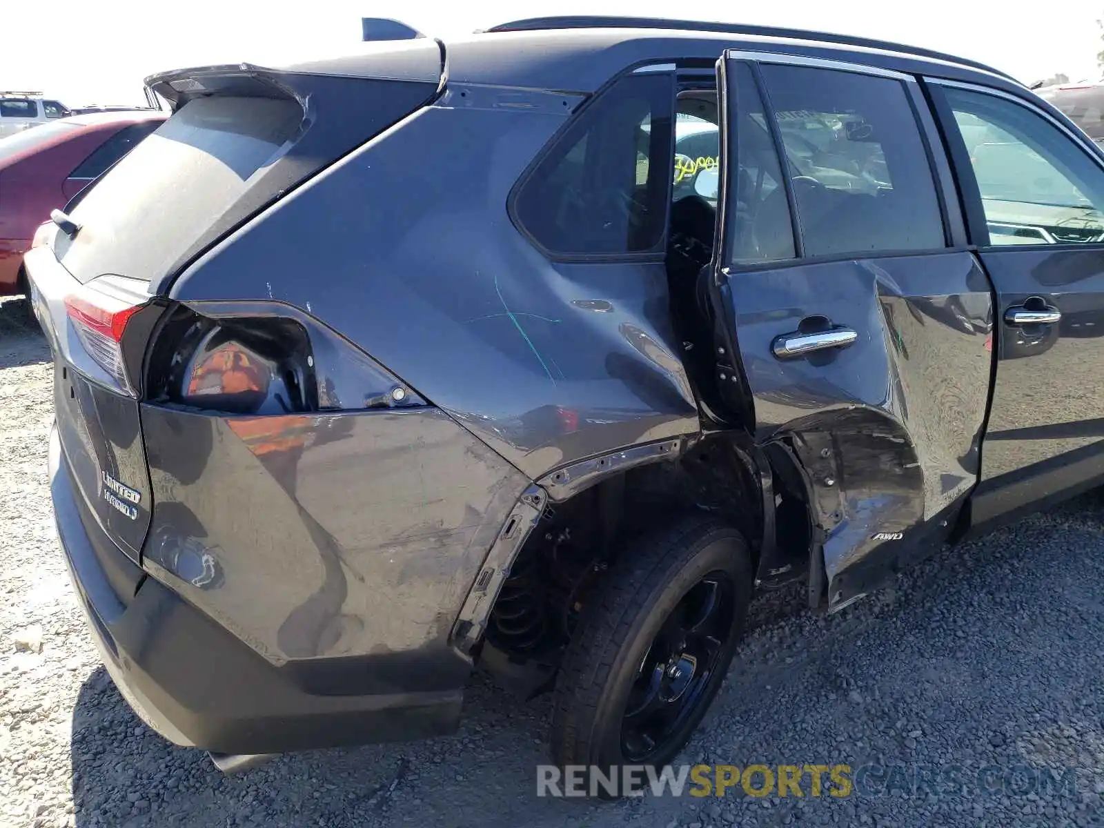 9 Photograph of a damaged car 2T3DWRFV4KW041320 TOYOTA RAV4 2019