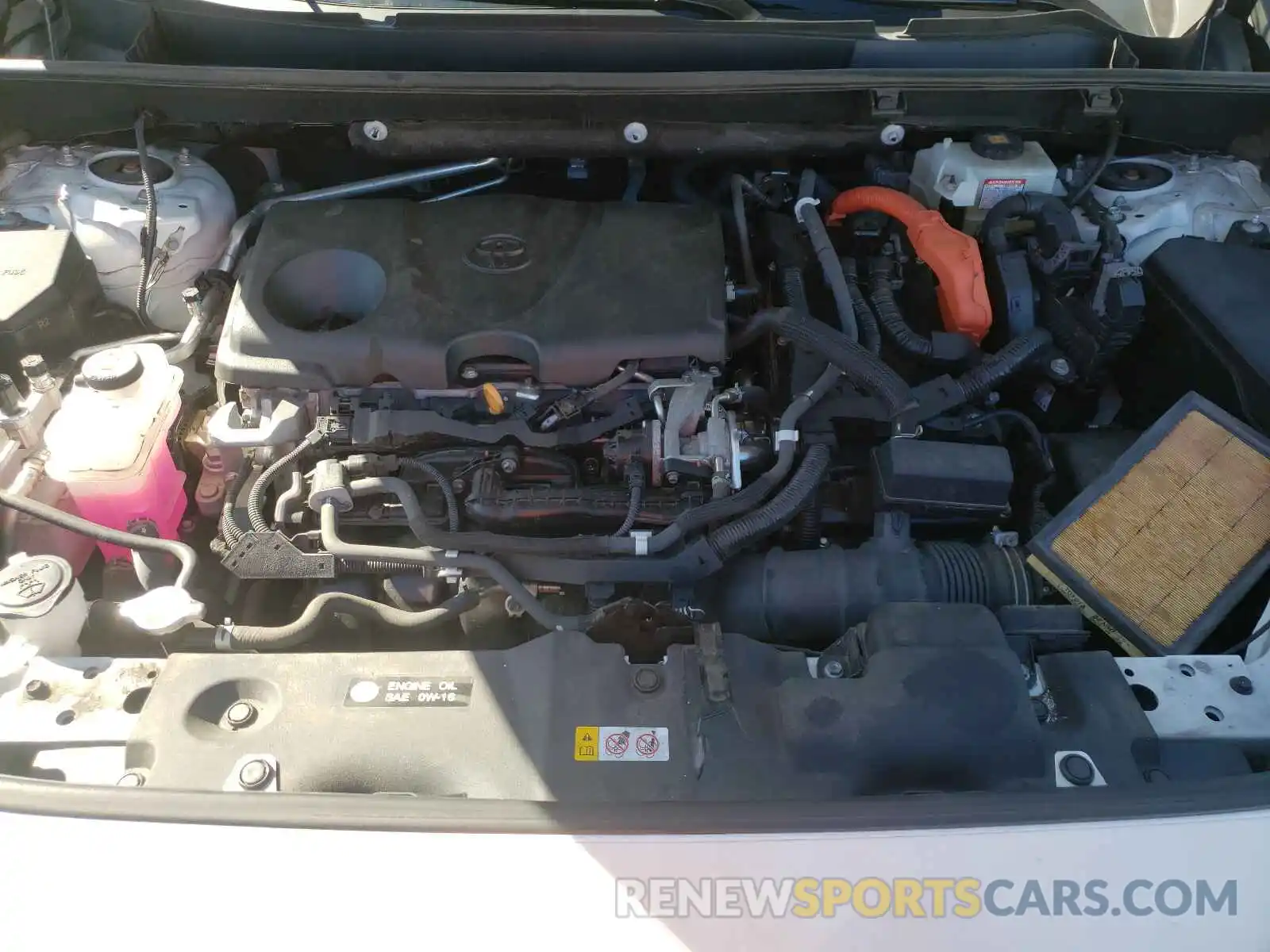 7 Photograph of a damaged car 2T3DWRFV5KW022484 TOYOTA RAV4 2019