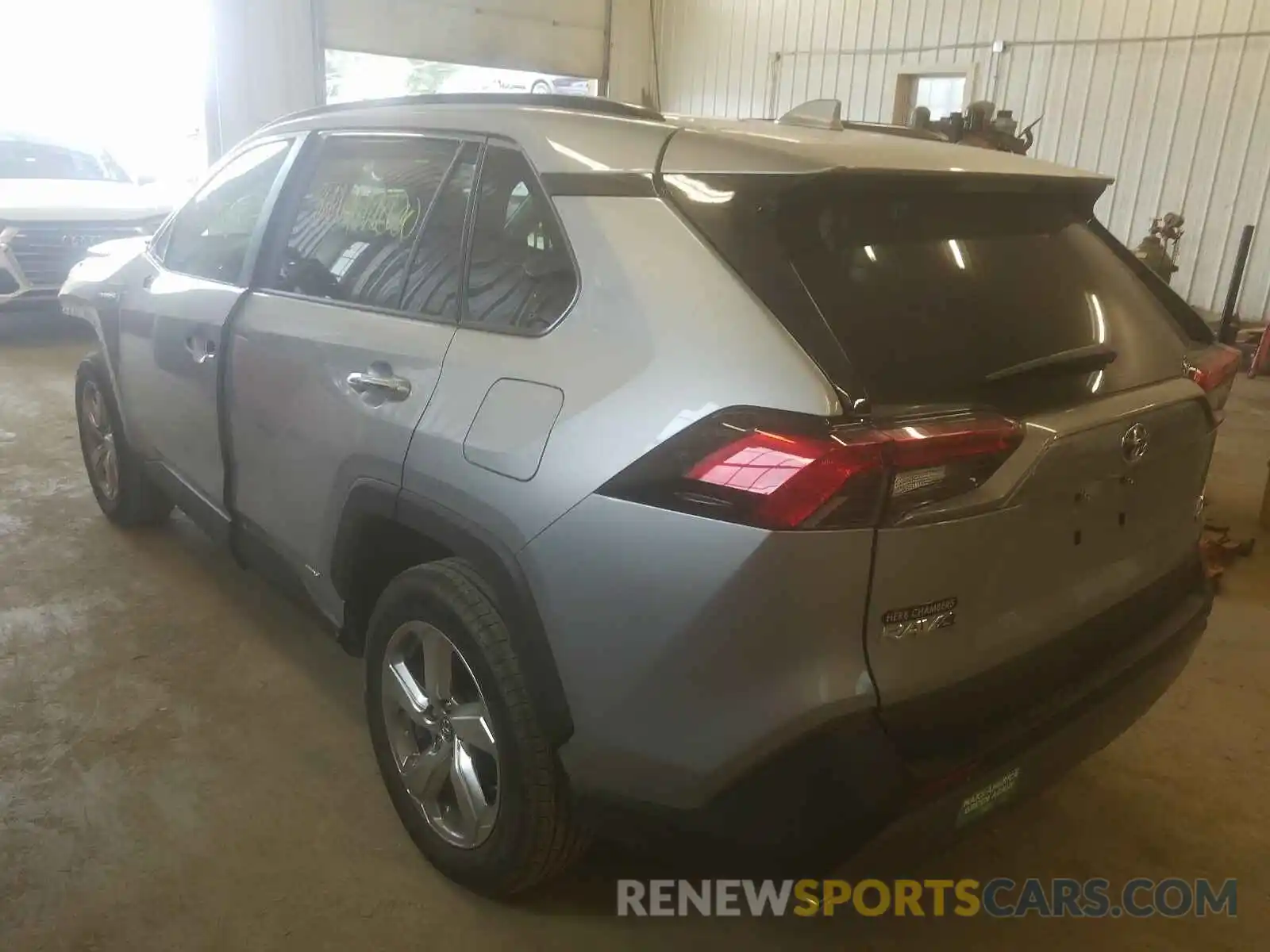 3 Photograph of a damaged car 2T3DWRFV5KW042069 TOYOTA RAV4 2019