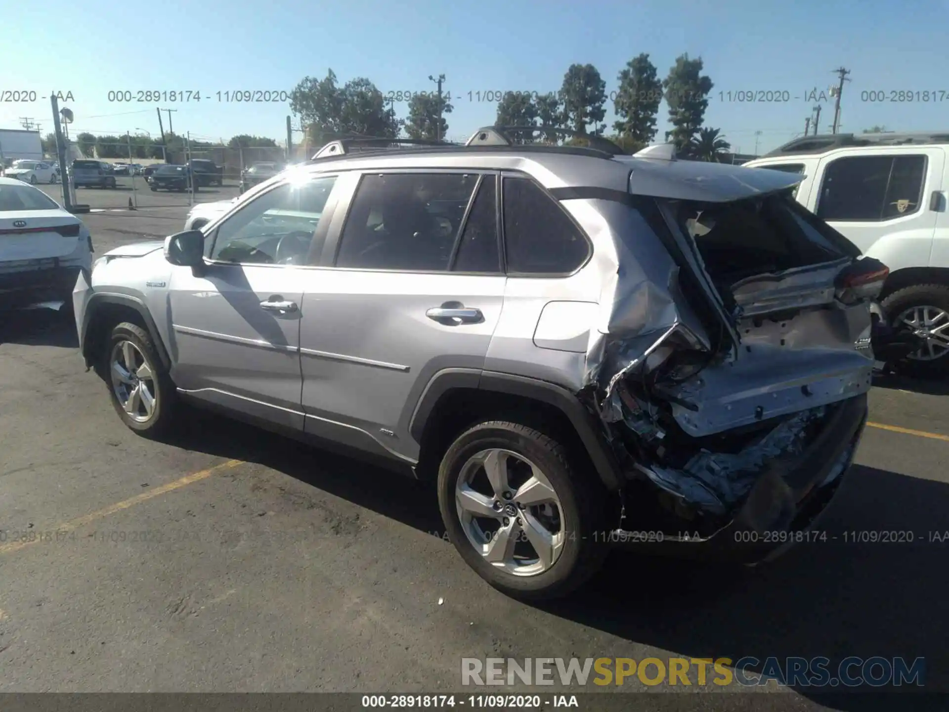 3 Photograph of a damaged car 2T3DWRFV6KW009775 TOYOTA RAV4 2019