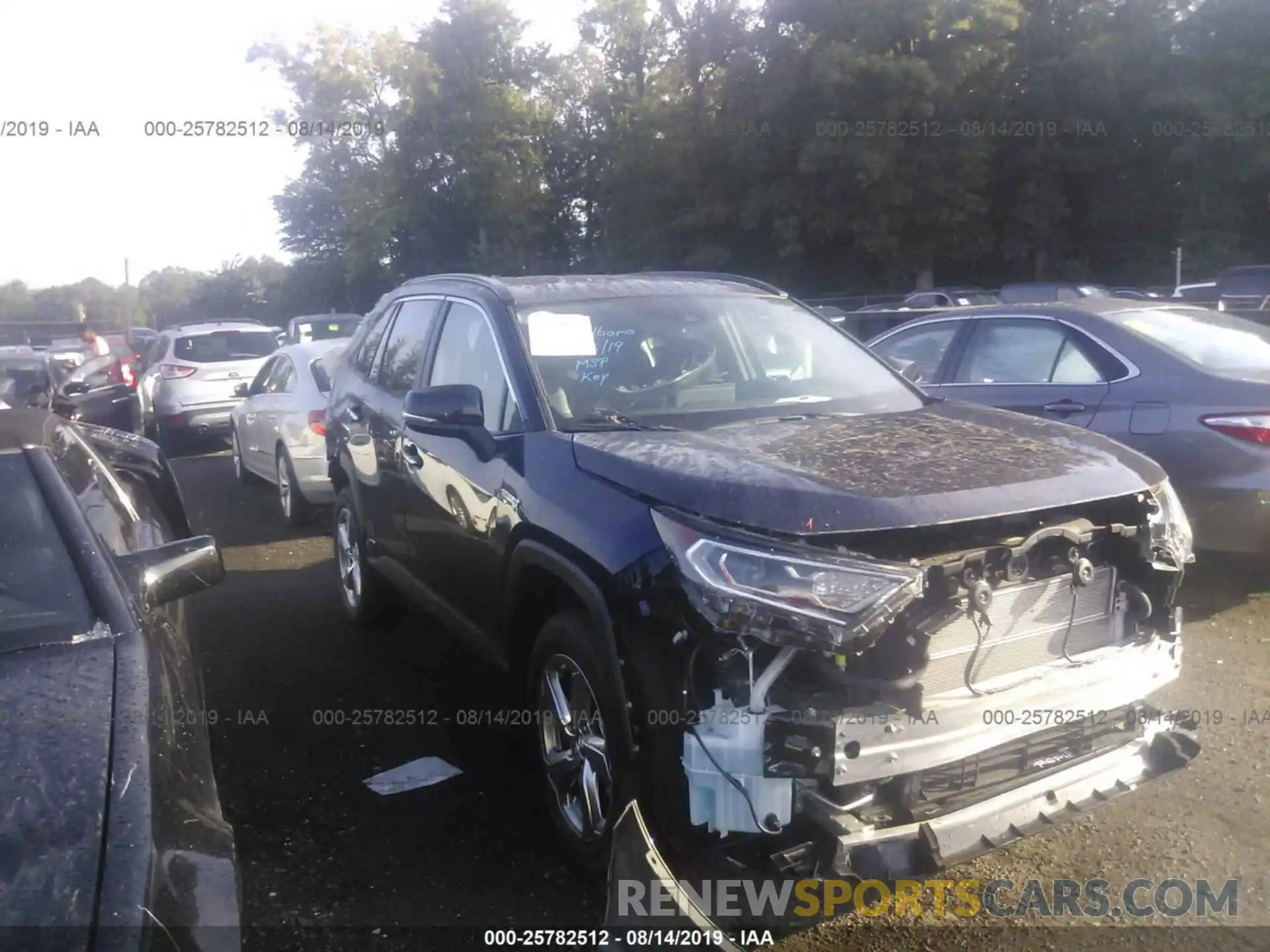 1 Photograph of a damaged car 2T3DWRFV6KW011848 TOYOTA RAV4 2019