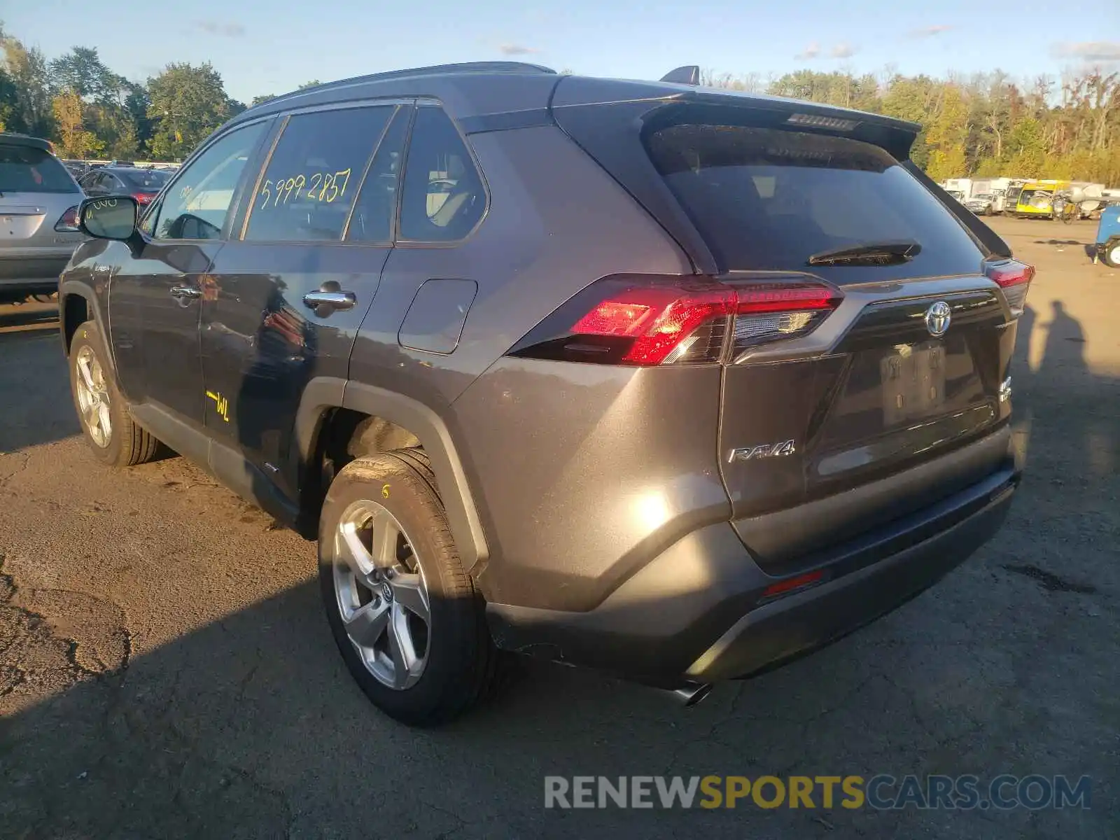 3 Photograph of a damaged car 2T3DWRFV6KW031971 TOYOTA RAV4 2019