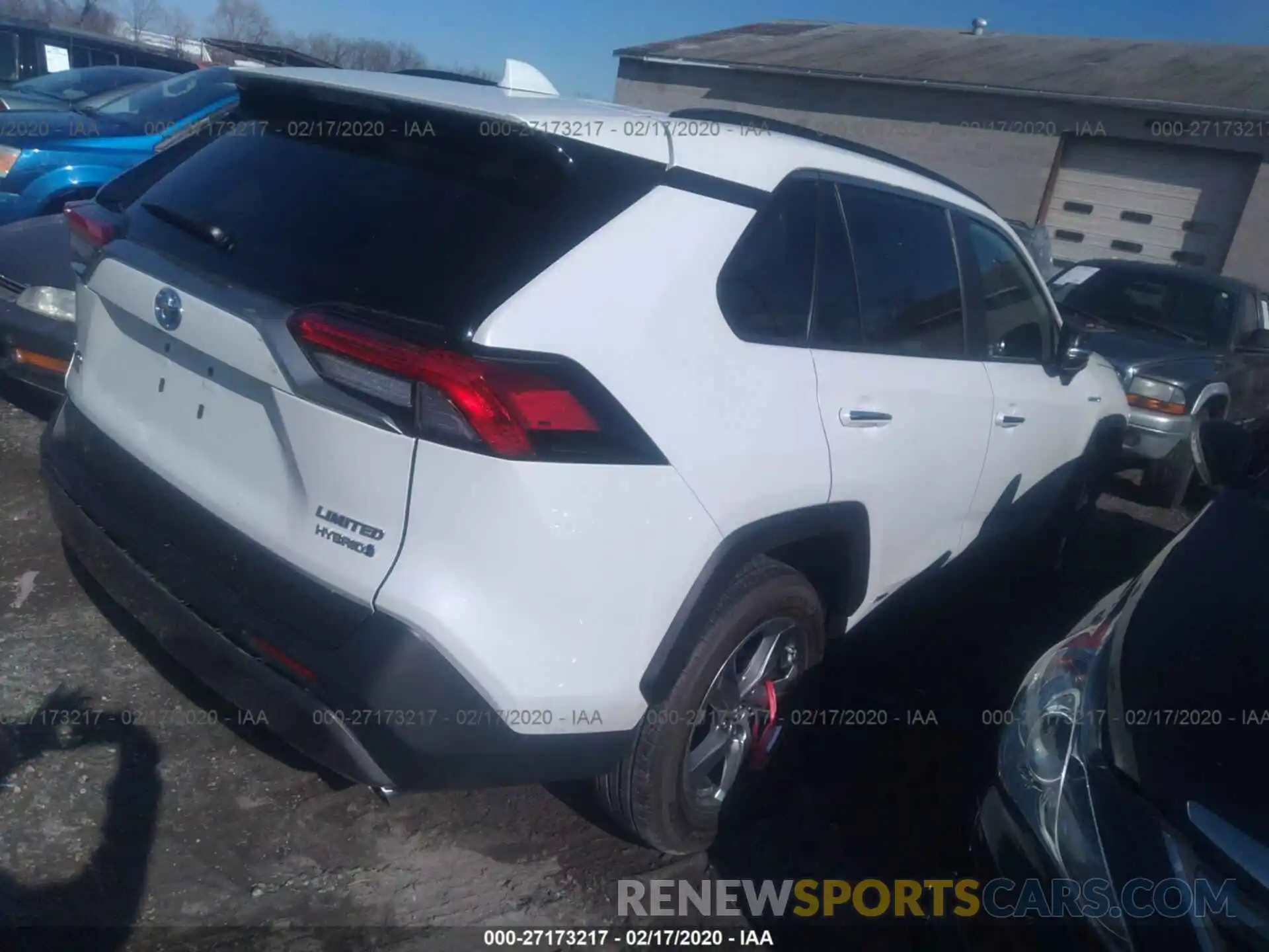 4 Photograph of a damaged car 2T3DWRFV6KW034451 TOYOTA RAV4 2019