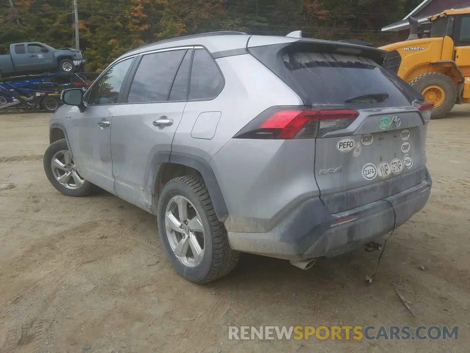 3 Фотография поврежденного автомобиля 2T3DWRFV6KW035308 TOYOTA RAV4 2019