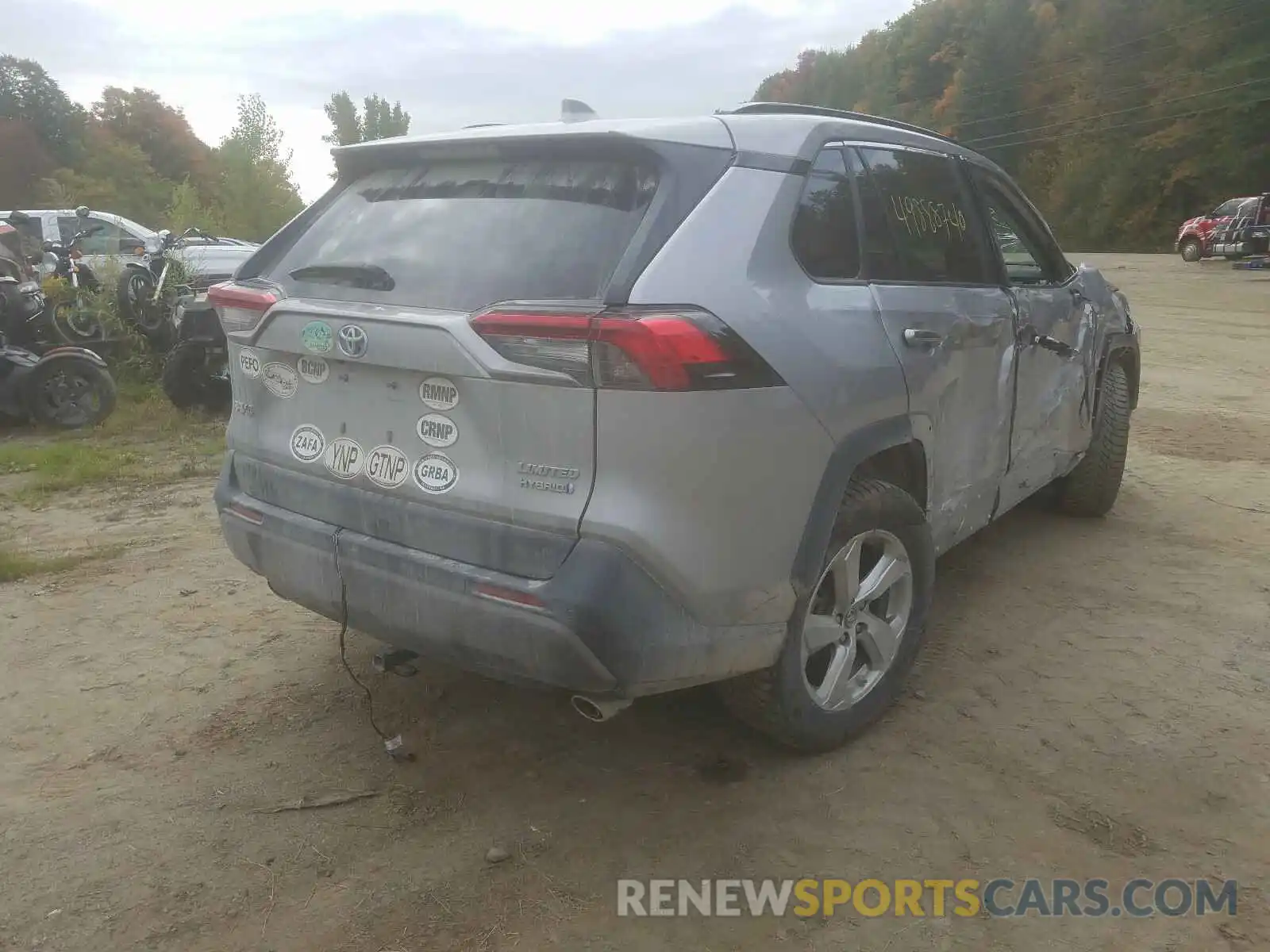 4 Фотография поврежденного автомобиля 2T3DWRFV6KW035308 TOYOTA RAV4 2019