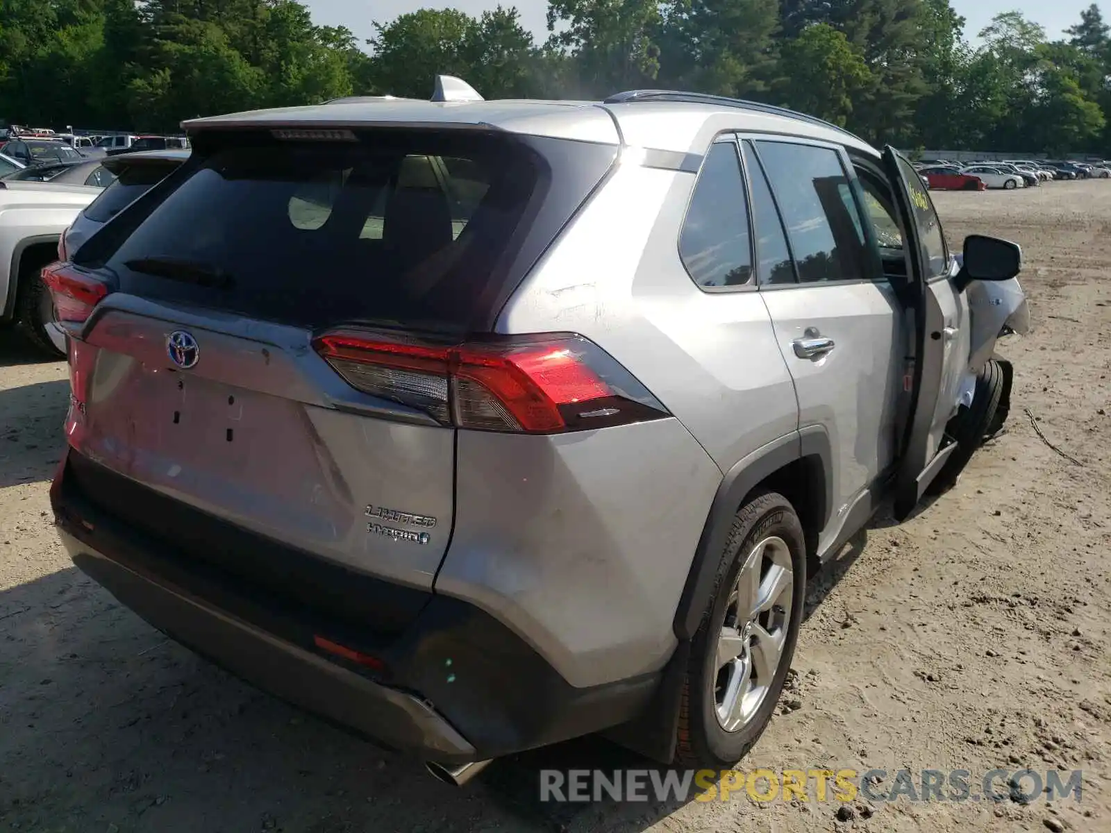 4 Photograph of a damaged car 2T3DWRFV6KW039326 TOYOTA RAV4 2019