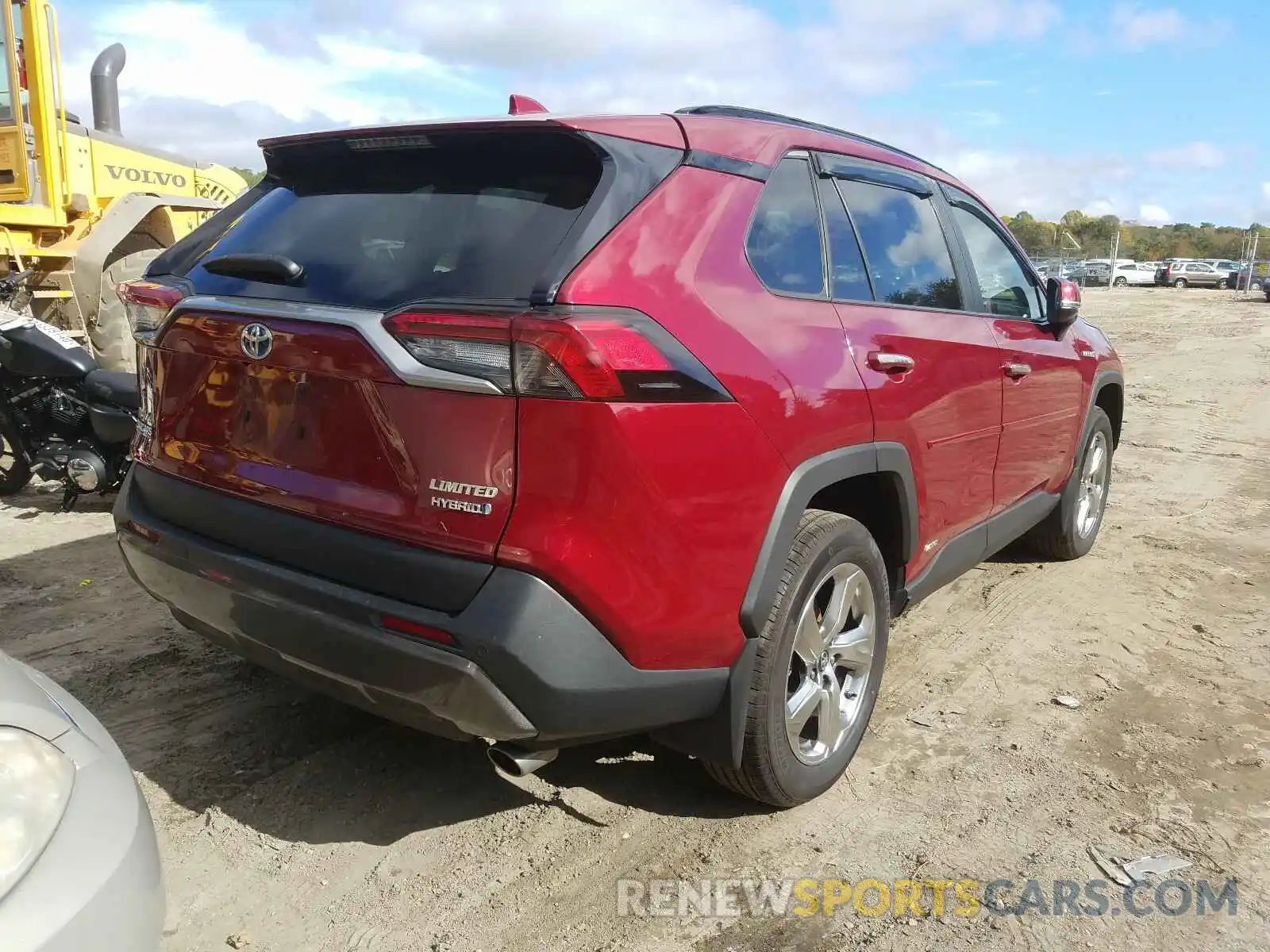 4 Photograph of a damaged car 2T3DWRFV6KW041674 TOYOTA RAV4 2019