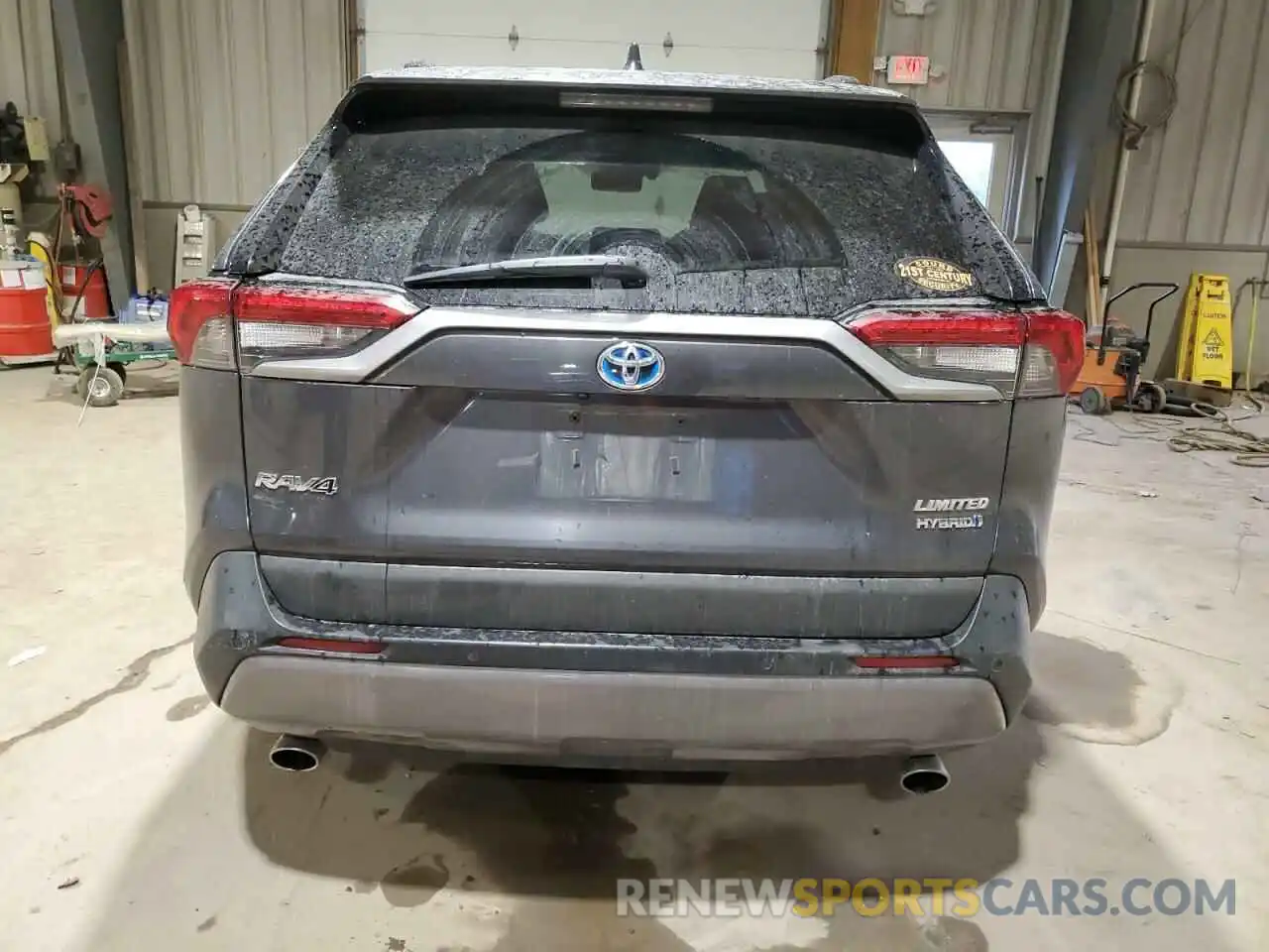 6 Photograph of a damaged car 2T3DWRFV7KW034264 TOYOTA RAV4 2019