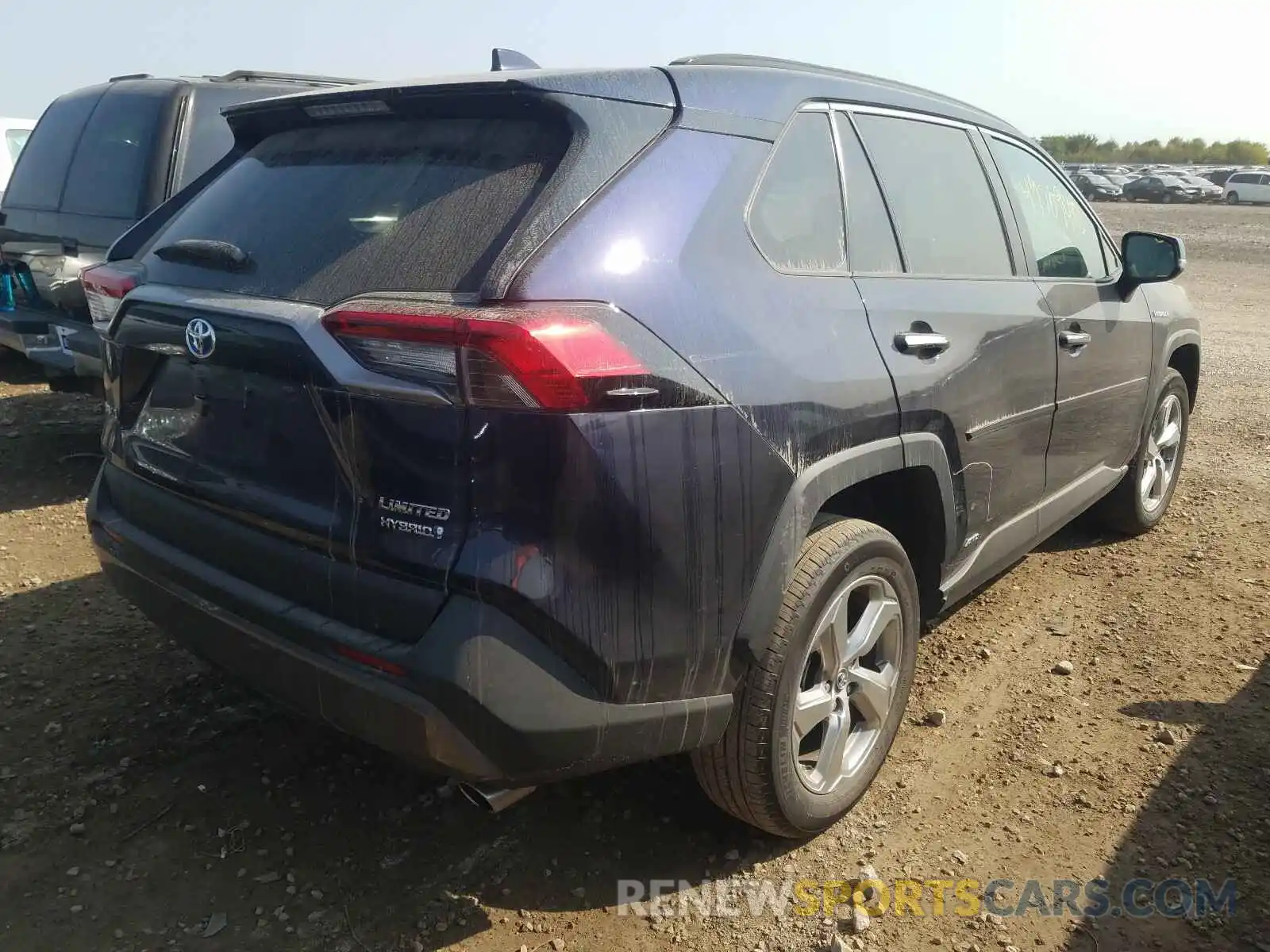 4 Photograph of a damaged car 2T3DWRFV8KW013763 TOYOTA RAV4 2019