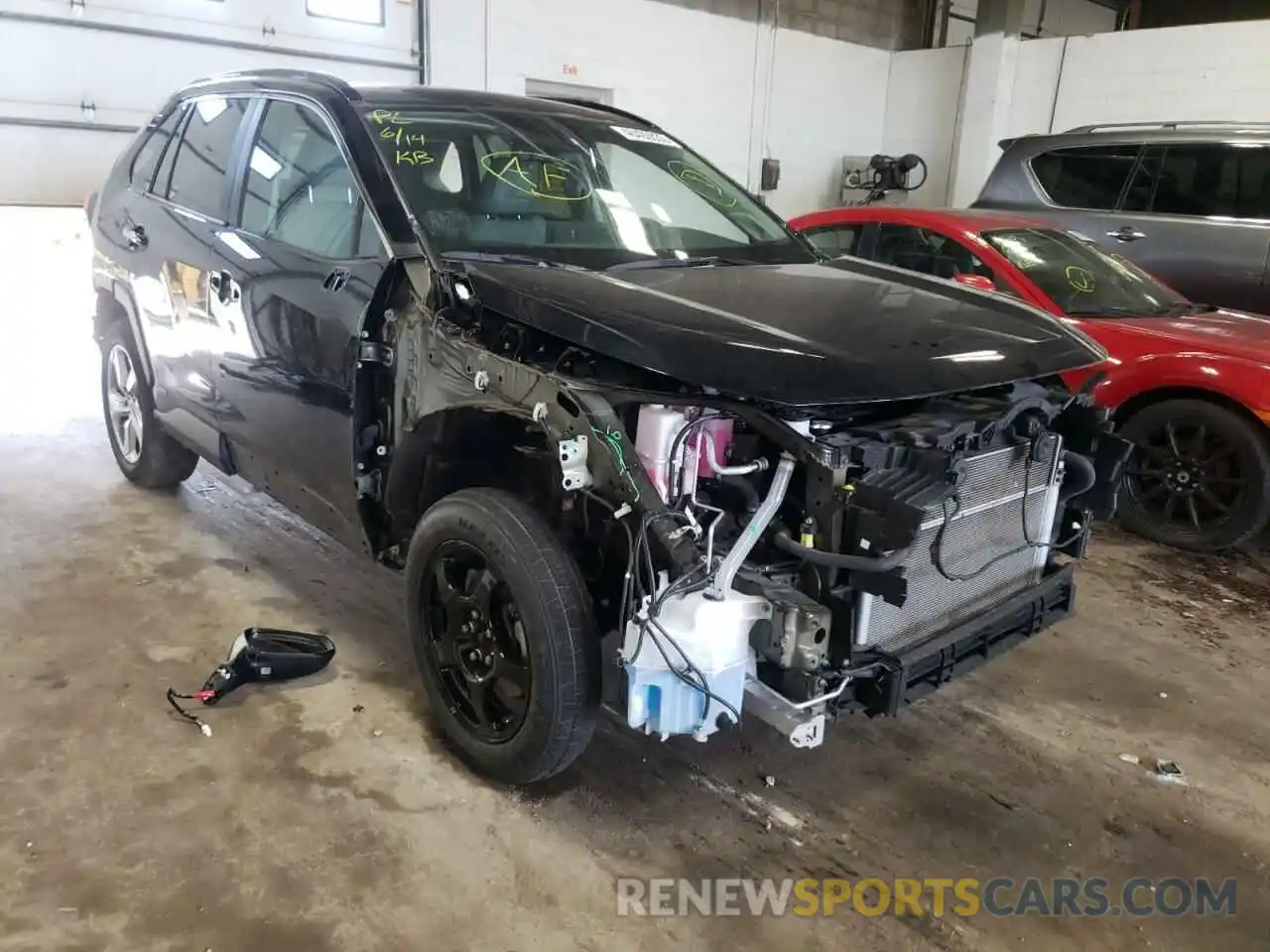 1 Фотография поврежденного автомобиля 2T3DWRFV8KW015285 TOYOTA RAV4 2019