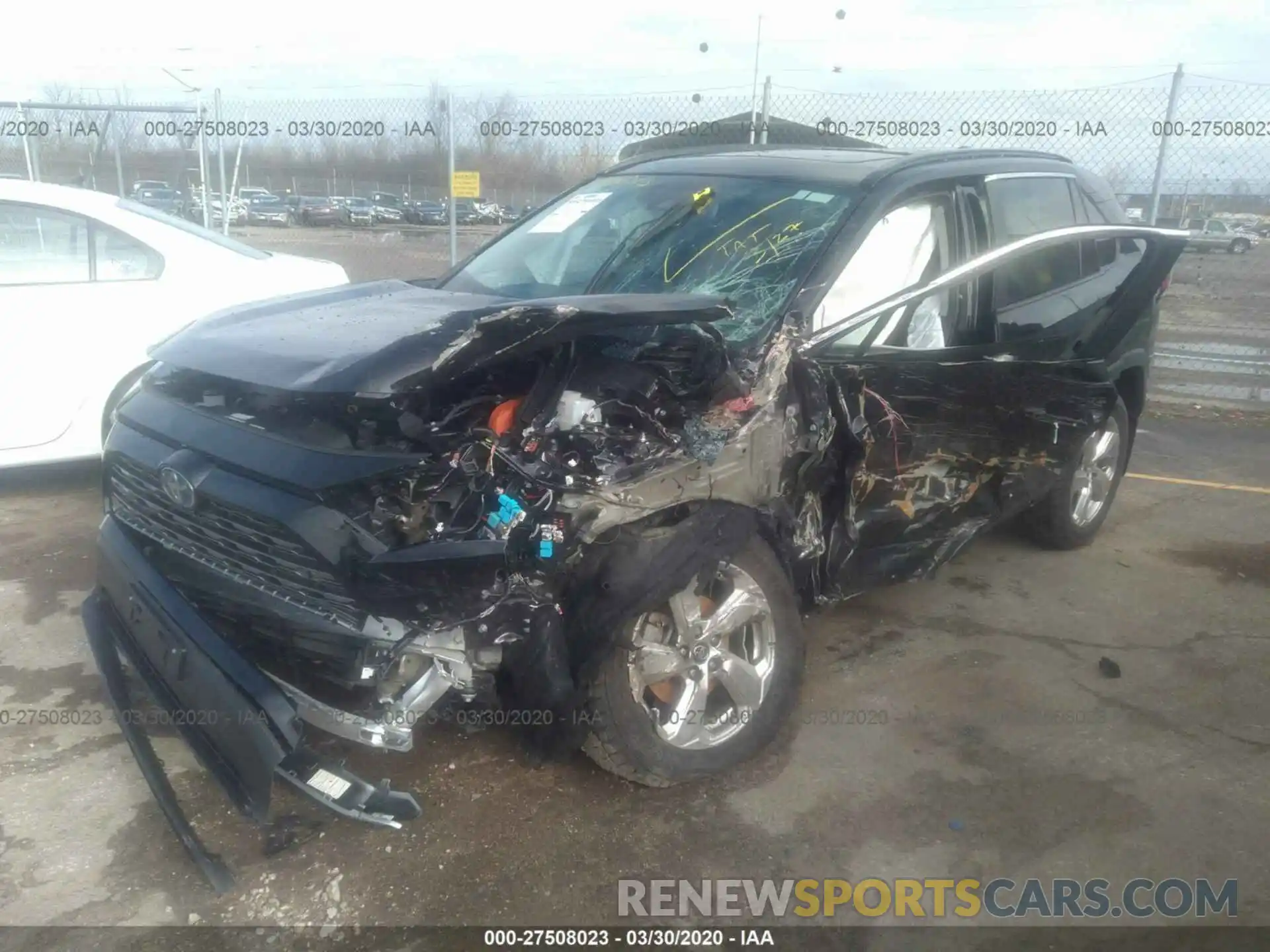 2 Photograph of a damaged car 2T3DWRFV8KW019739 TOYOTA RAV4 2019