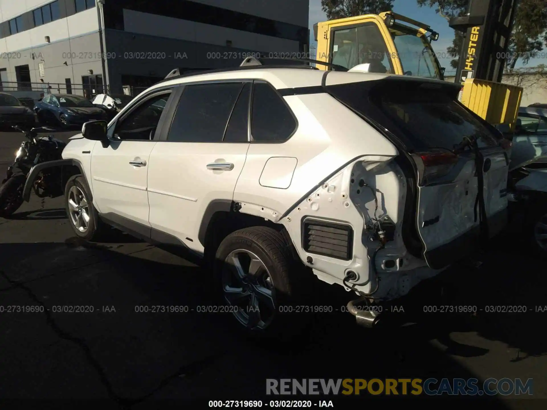 3 Photograph of a damaged car 2T3DWRFV8KW023029 TOYOTA RAV4 2019