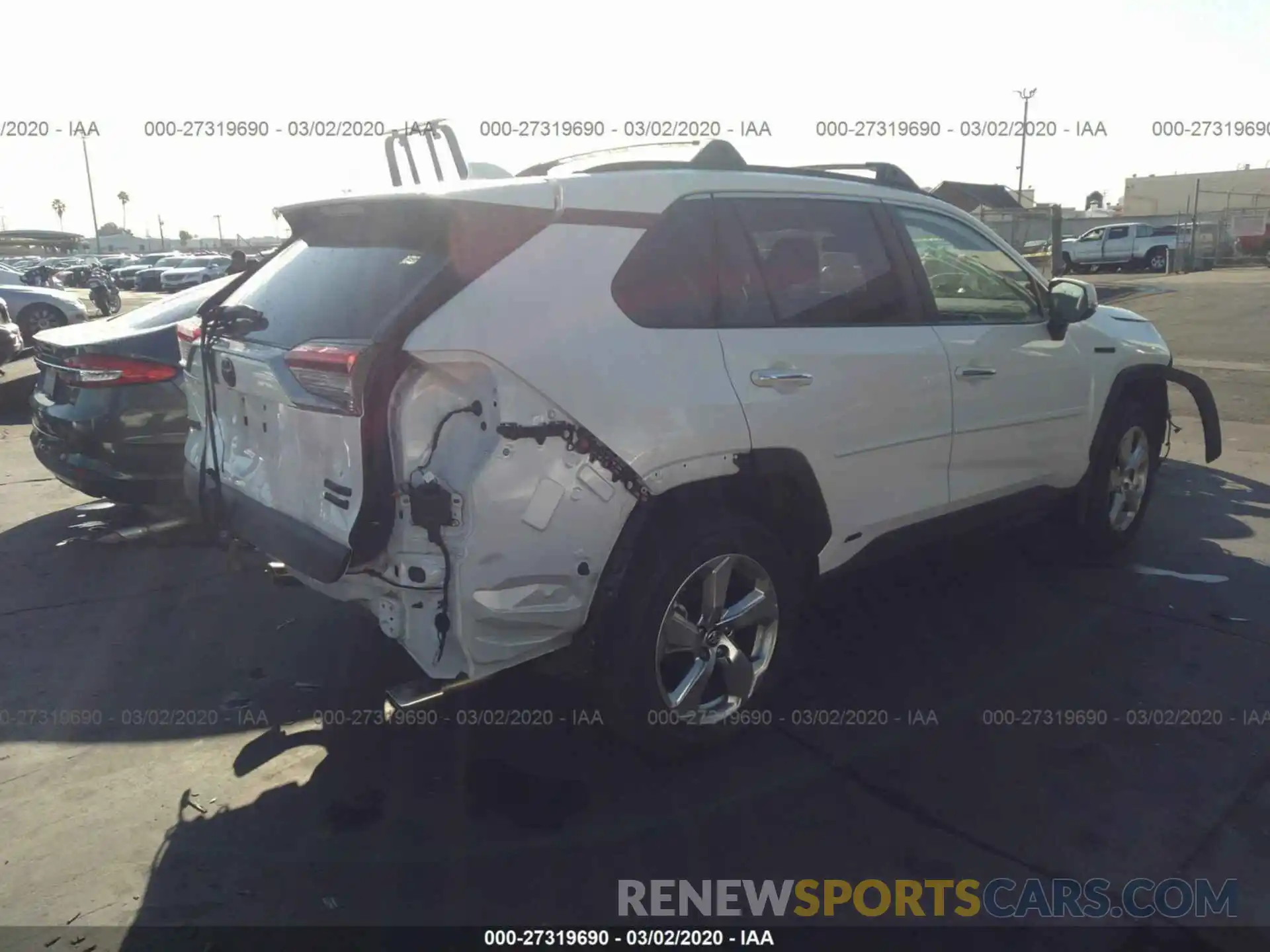 4 Photograph of a damaged car 2T3DWRFV8KW023029 TOYOTA RAV4 2019