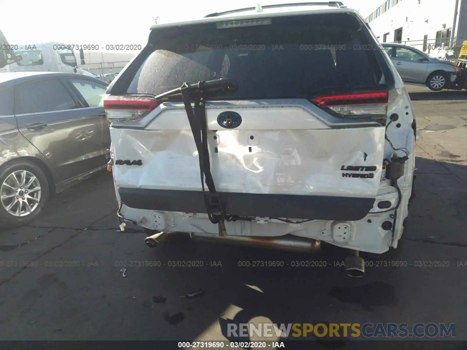 6 Photograph of a damaged car 2T3DWRFV8KW023029 TOYOTA RAV4 2019