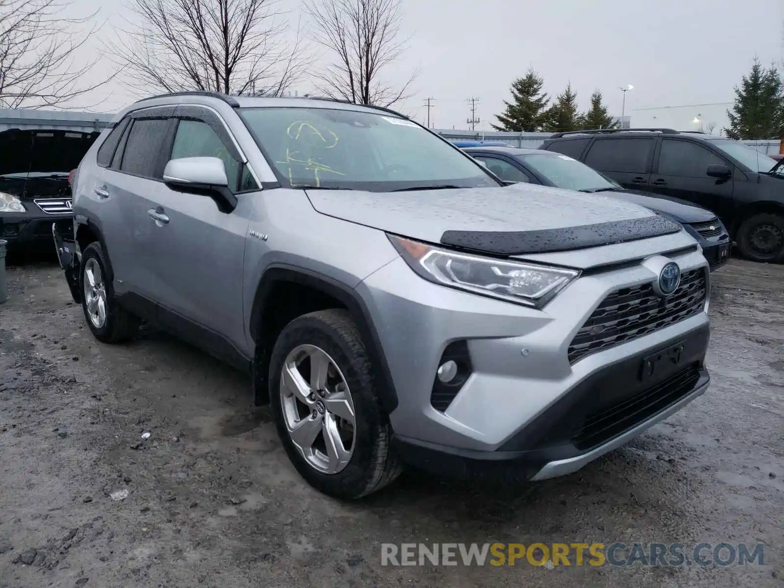 1 Photograph of a damaged car 2T3DWRFV8KW025282 TOYOTA RAV4 2019