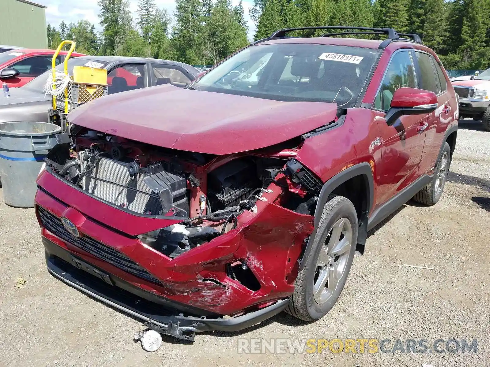 2 Photograph of a damaged car 2T3DWRFV8KW038694 TOYOTA RAV4 2019