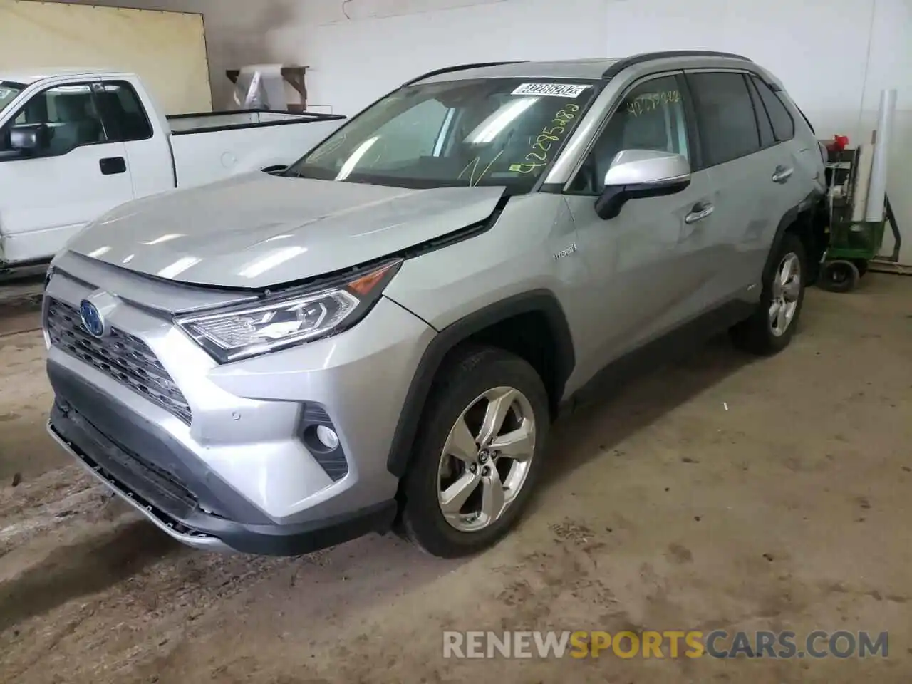 2 Photograph of a damaged car 2T3DWRFV9KW009463 TOYOTA RAV4 2019