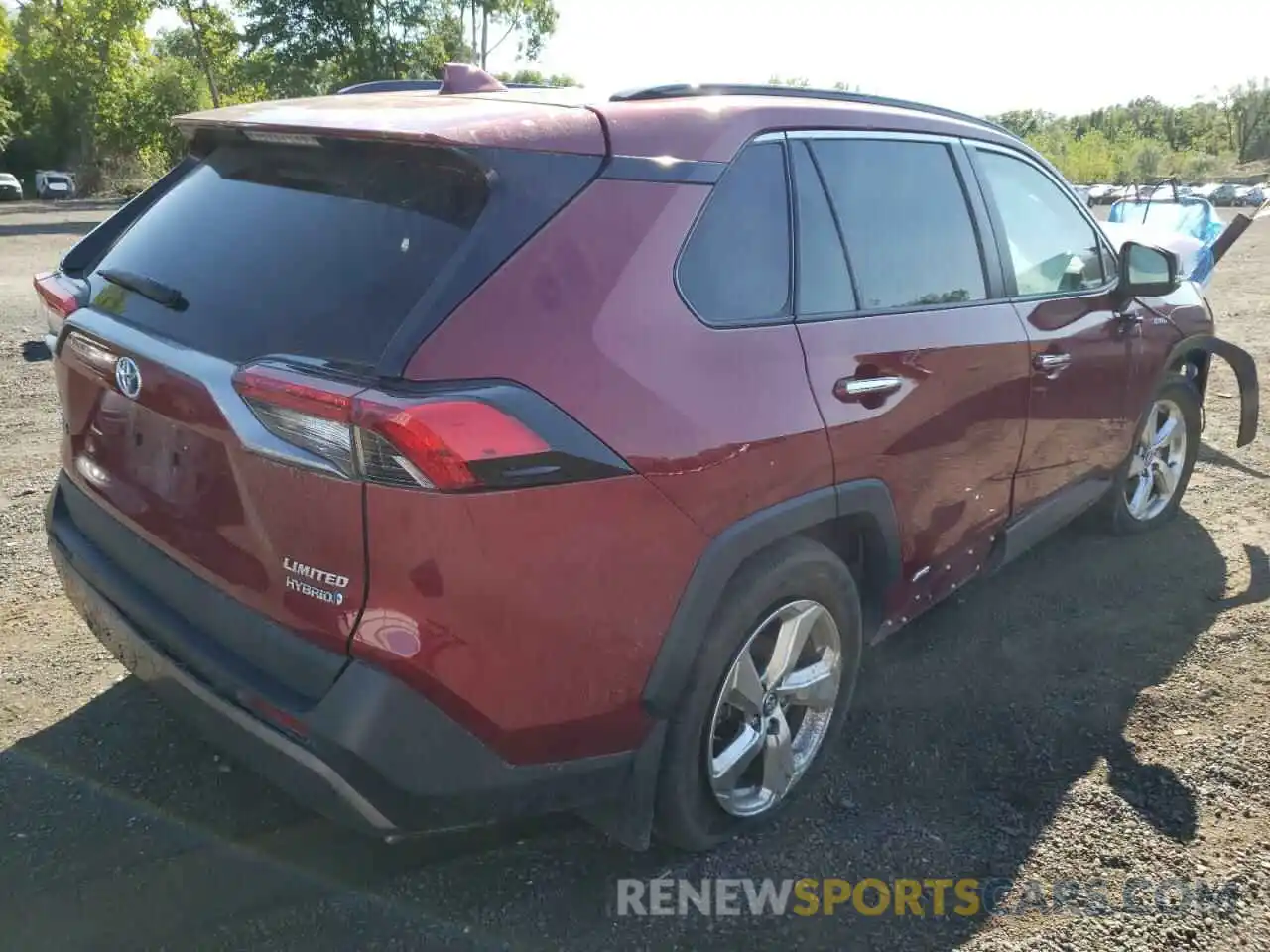 4 Photograph of a damaged car 2T3DWRFV9KW013447 TOYOTA RAV4 2019