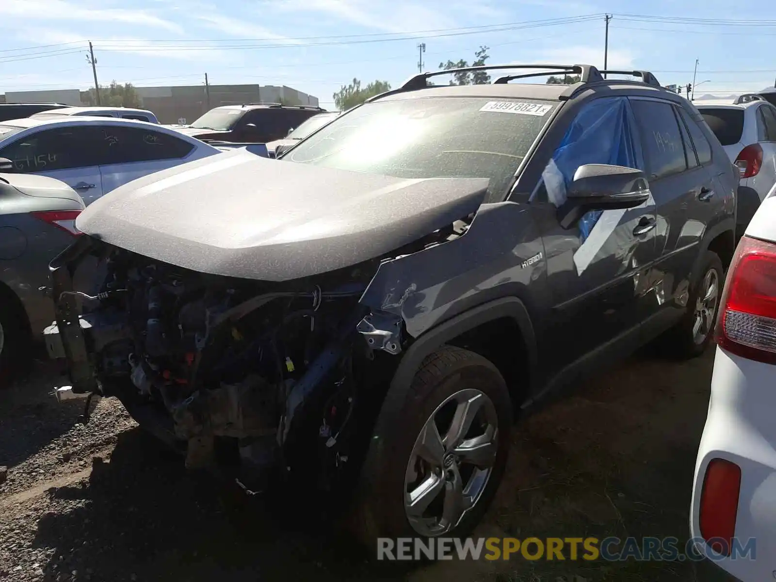 2 Фотография поврежденного автомобиля 2T3DWRFV9KW042477 TOYOTA RAV4 2019