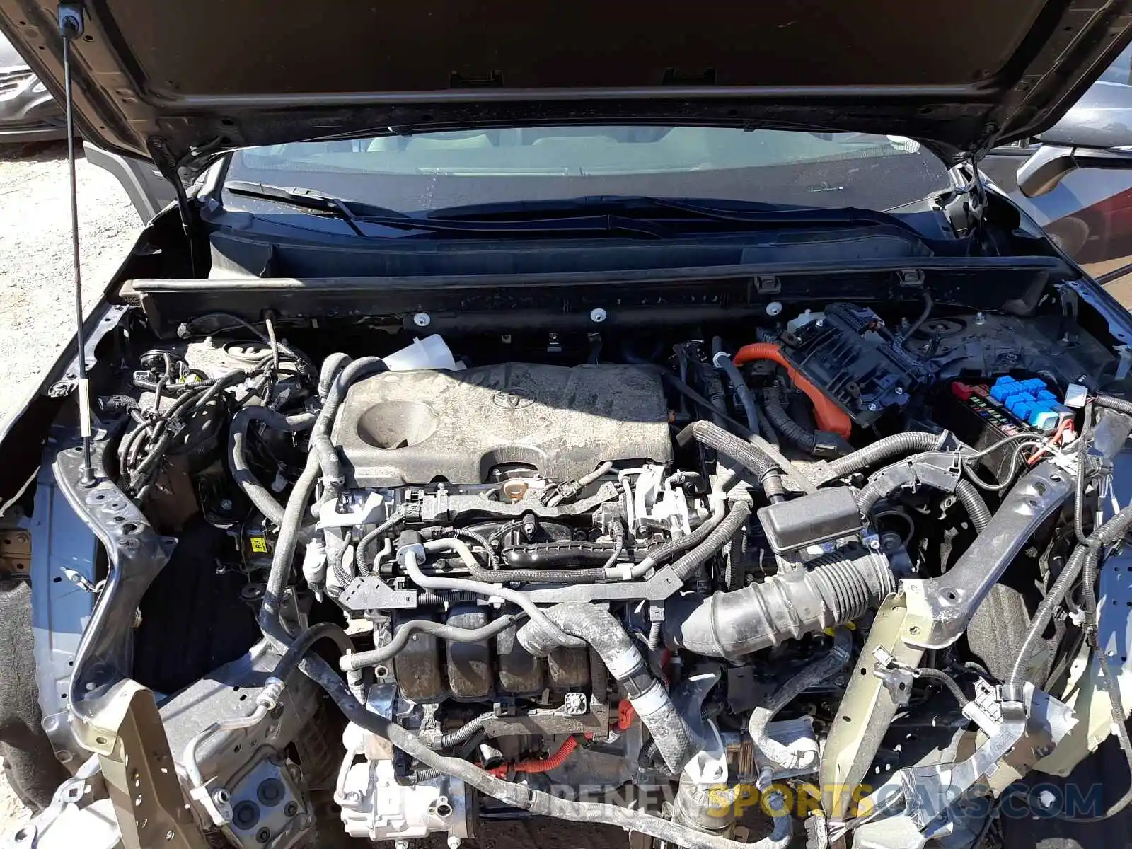 7 Photograph of a damaged car 2T3DWRFV9KW042477 TOYOTA RAV4 2019