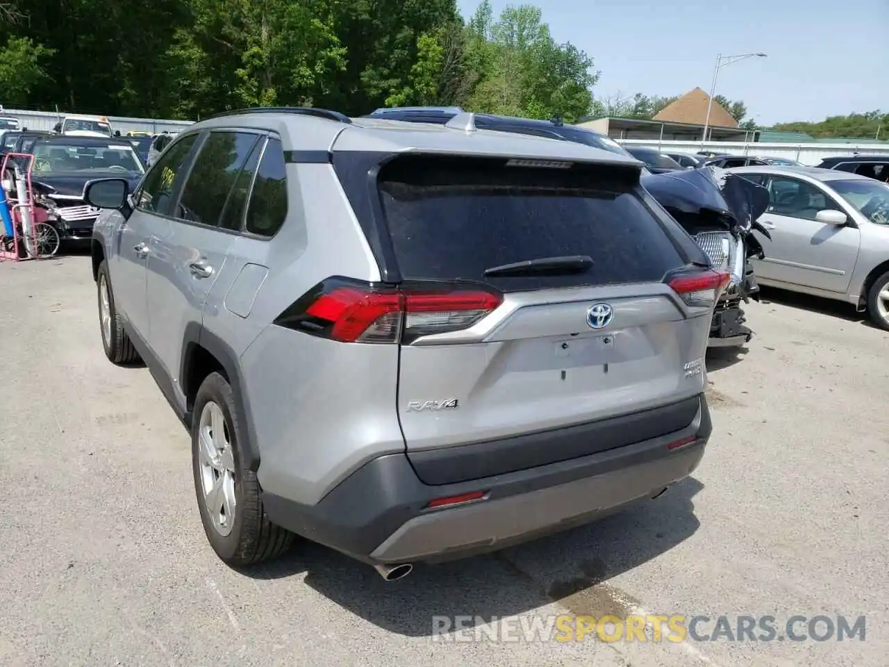 3 Photograph of a damaged car 2T3DWRFVXKW014302 TOYOTA RAV4 2019