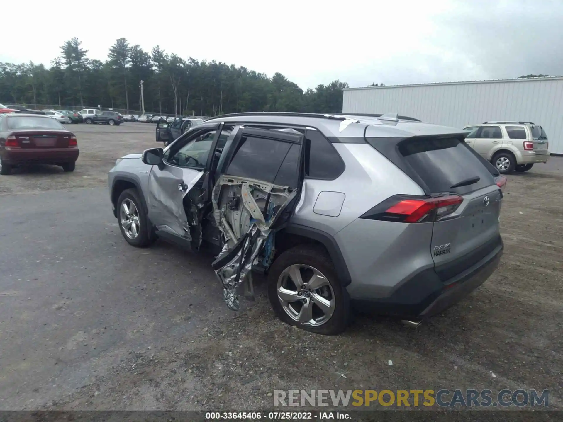 3 Photograph of a damaged car 2T3DWRFVXKW046344 TOYOTA RAV4 2019