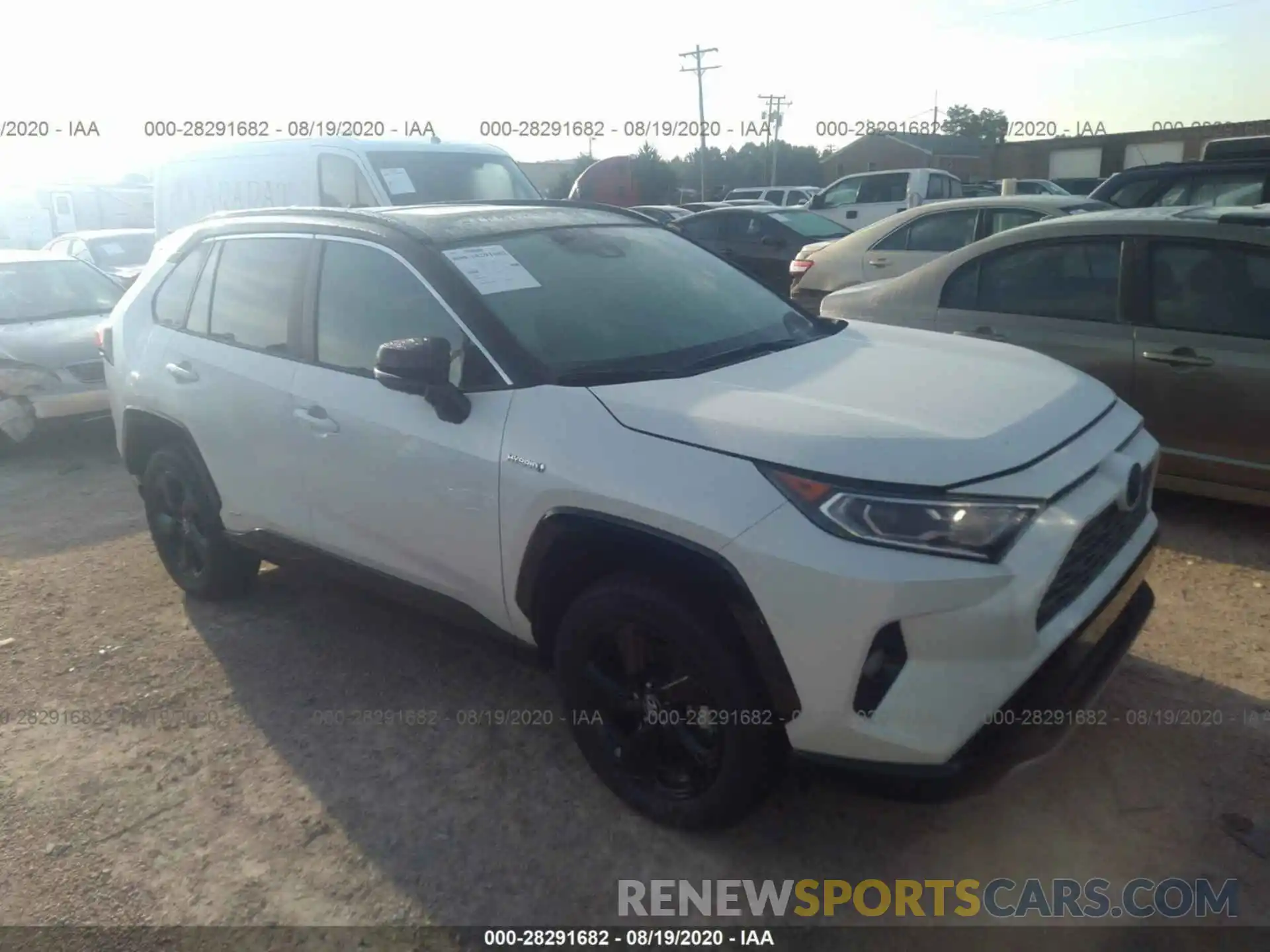 1 Photograph of a damaged car 2T3EWRFV0KW029220 TOYOTA RAV4 2019