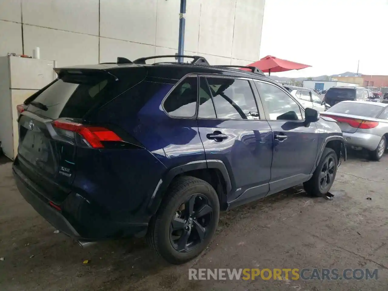 4 Фотография поврежденного автомобиля 2T3EWRFV0KW042095 TOYOTA RAV4 2019