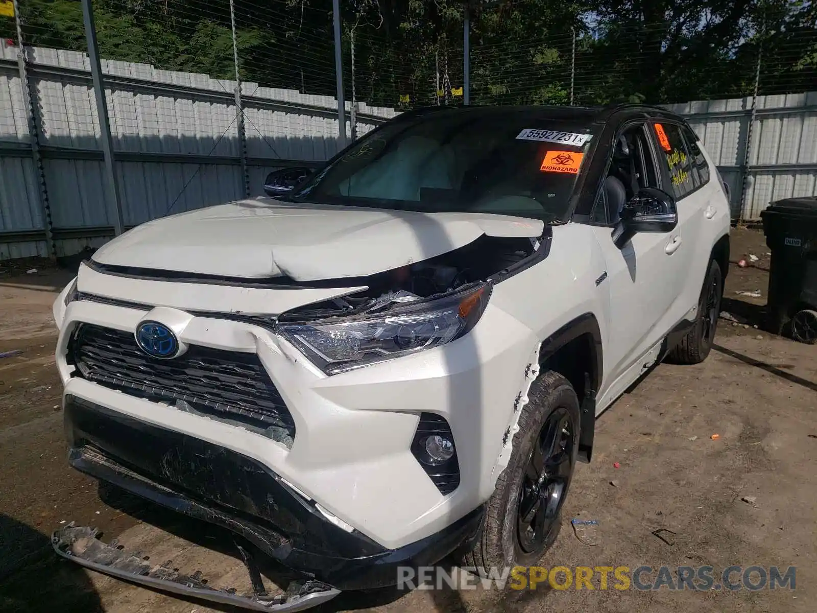 2 Photograph of a damaged car 2T3EWRFV1KW004181 TOYOTA RAV4 2019