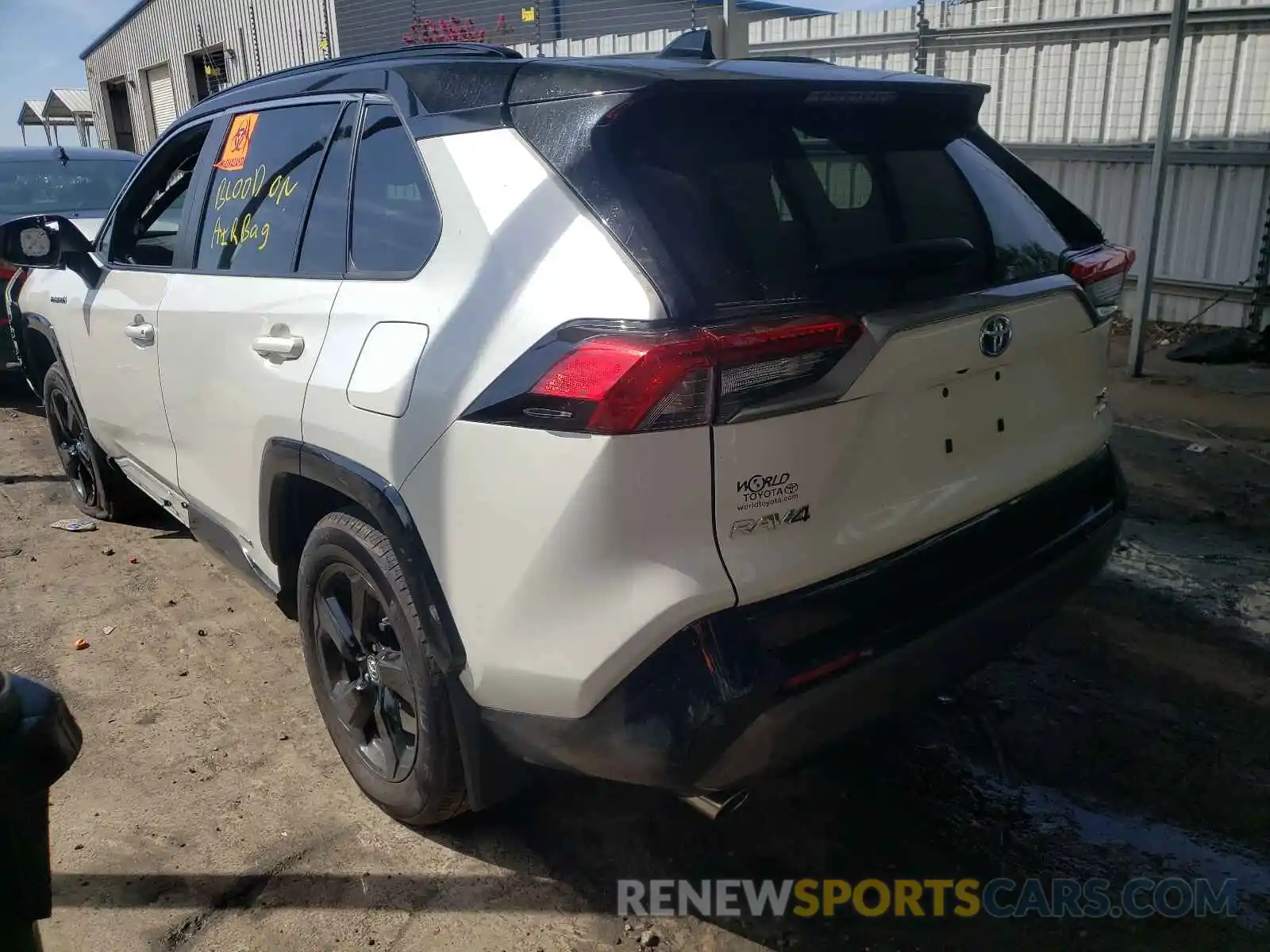 3 Photograph of a damaged car 2T3EWRFV1KW004181 TOYOTA RAV4 2019