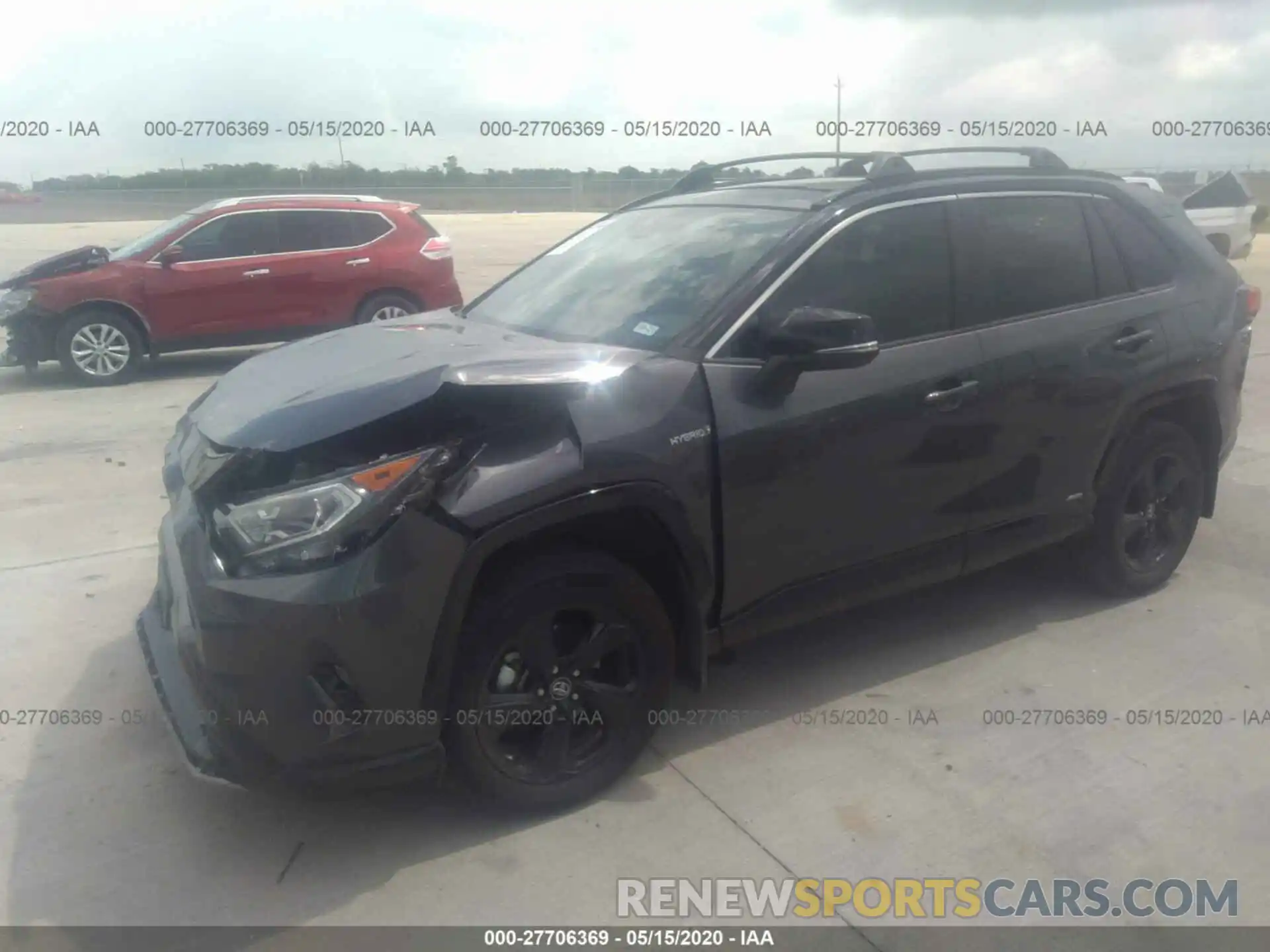 2 Photograph of a damaged car 2T3EWRFV1KW042235 TOYOTA RAV4 2019