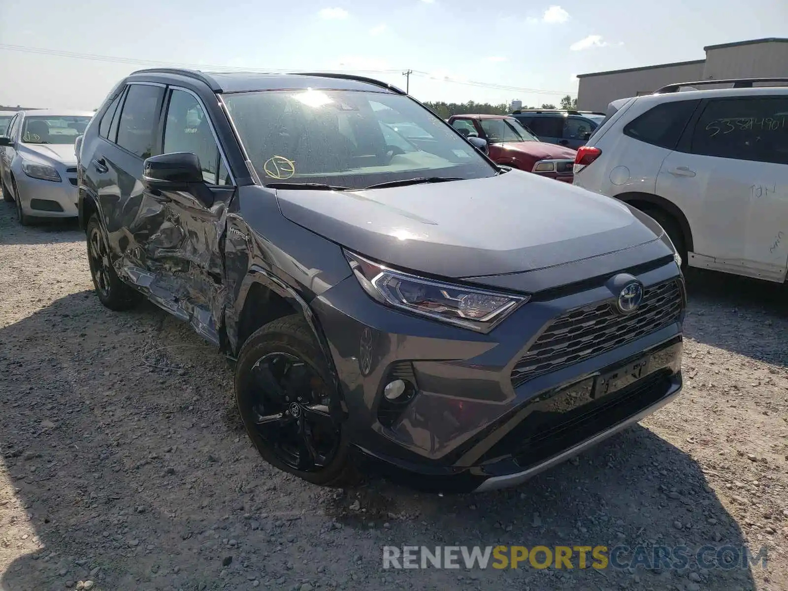 1 Photograph of a damaged car 2T3EWRFV2KW035861 TOYOTA RAV4 2019