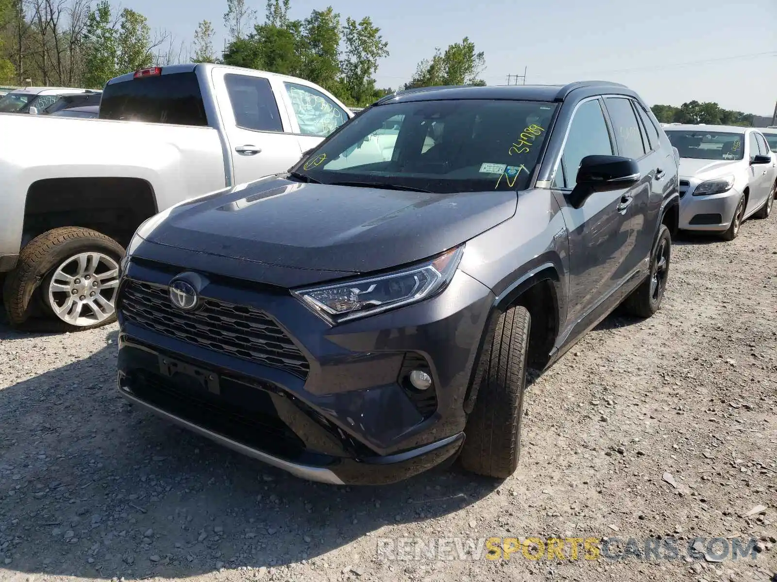 2 Photograph of a damaged car 2T3EWRFV2KW035861 TOYOTA RAV4 2019