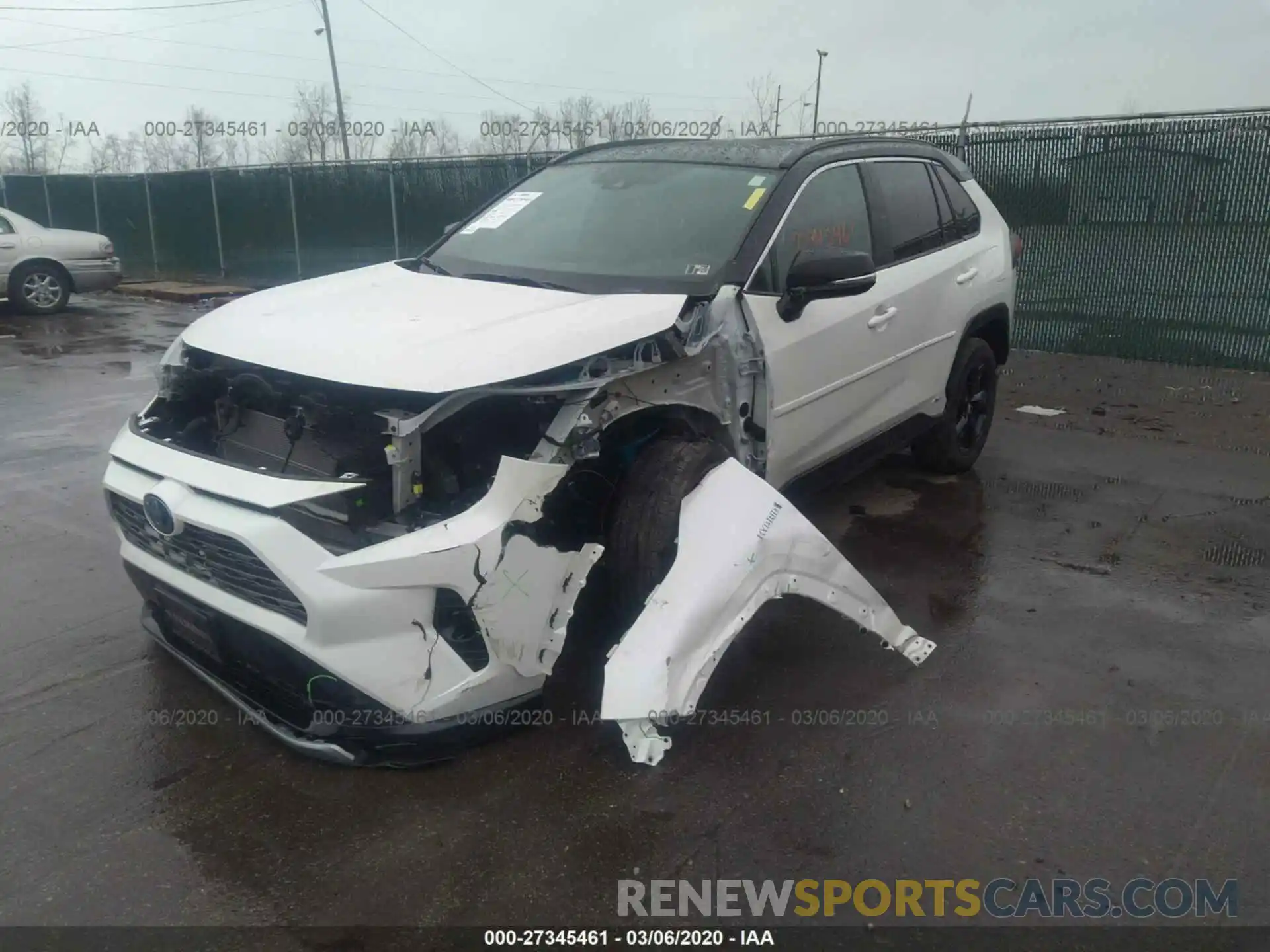 2 Photograph of a damaged car 2T3EWRFV2KW036895 TOYOTA RAV4 2019