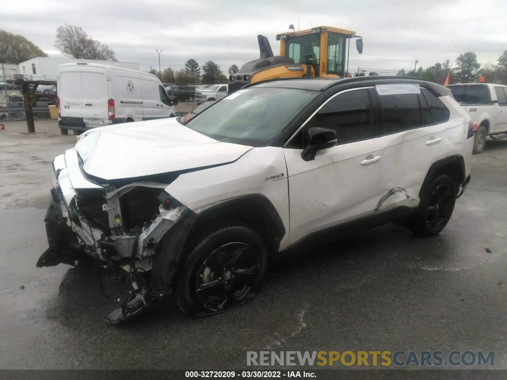 2 Photograph of a damaged car 2T3EWRFV2KW038579 TOYOTA RAV4 2019