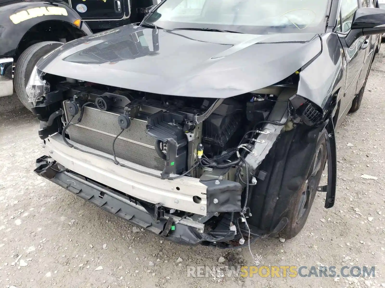 9 Photograph of a damaged car 2T3EWRFV3KW009236 TOYOTA RAV4 2019