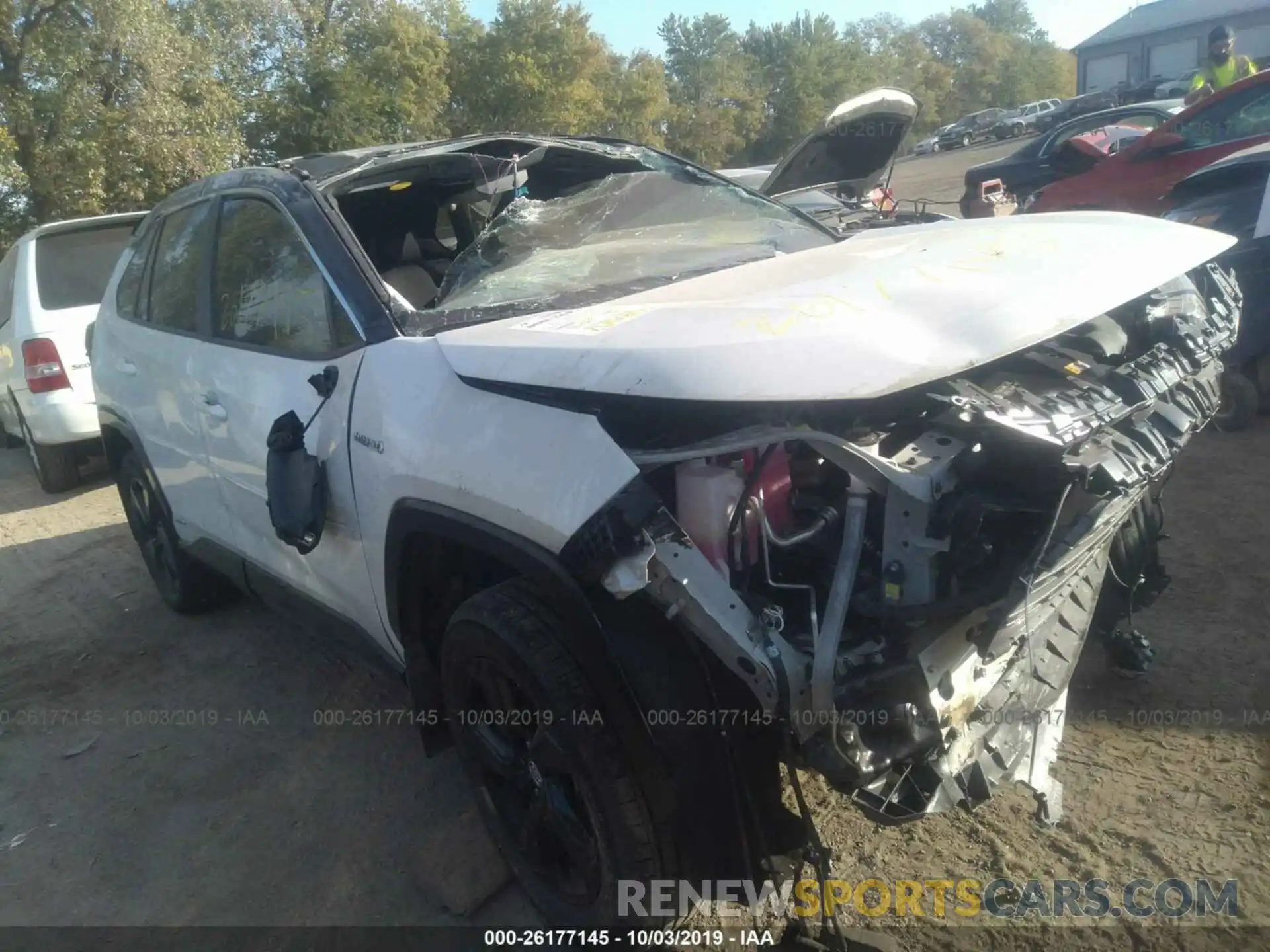 1 Photograph of a damaged car 2T3EWRFV3KW016669 TOYOTA RAV4 2019