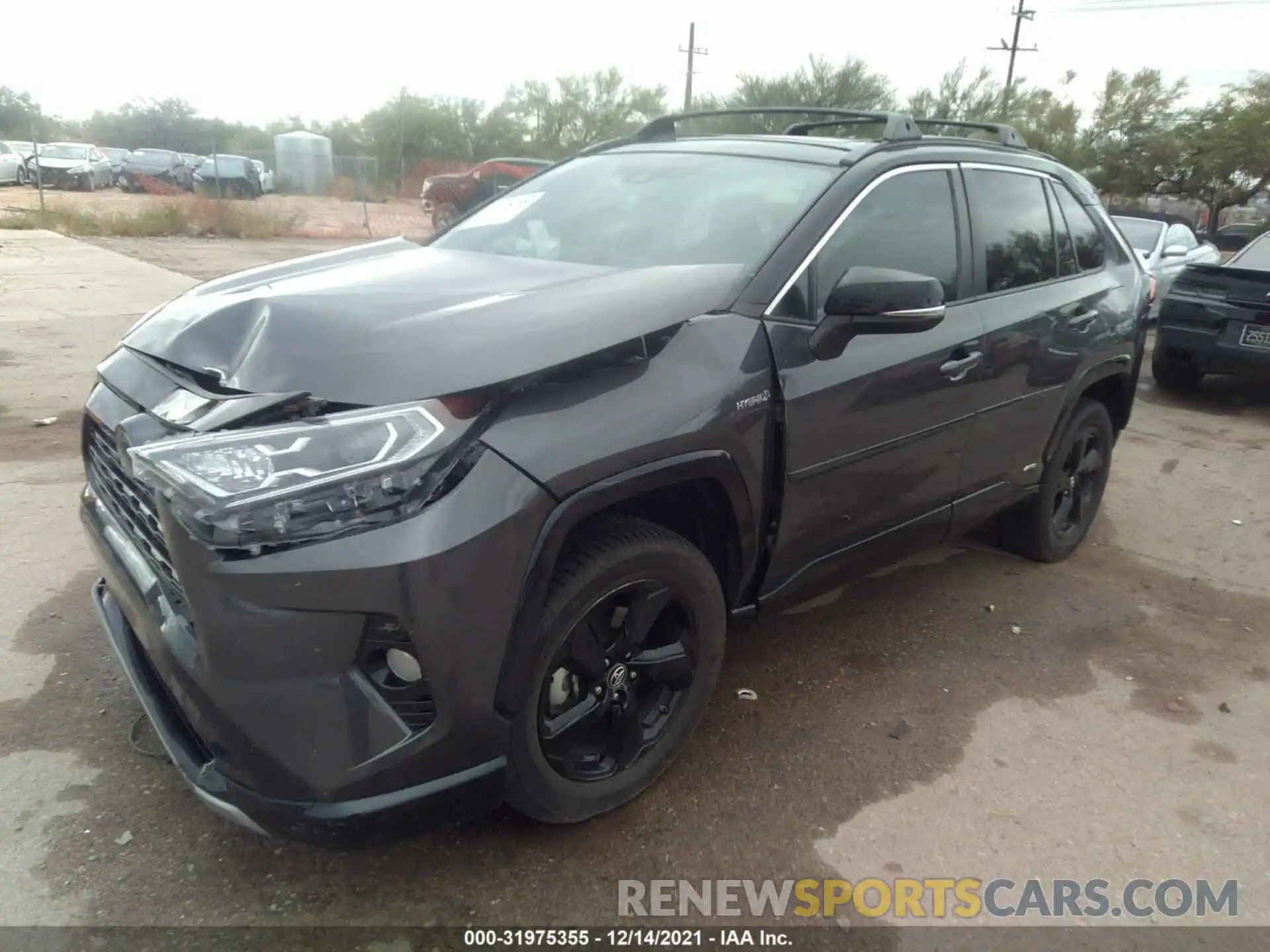 2 Photograph of a damaged car 2T3EWRFV3KW023038 TOYOTA RAV4 2019