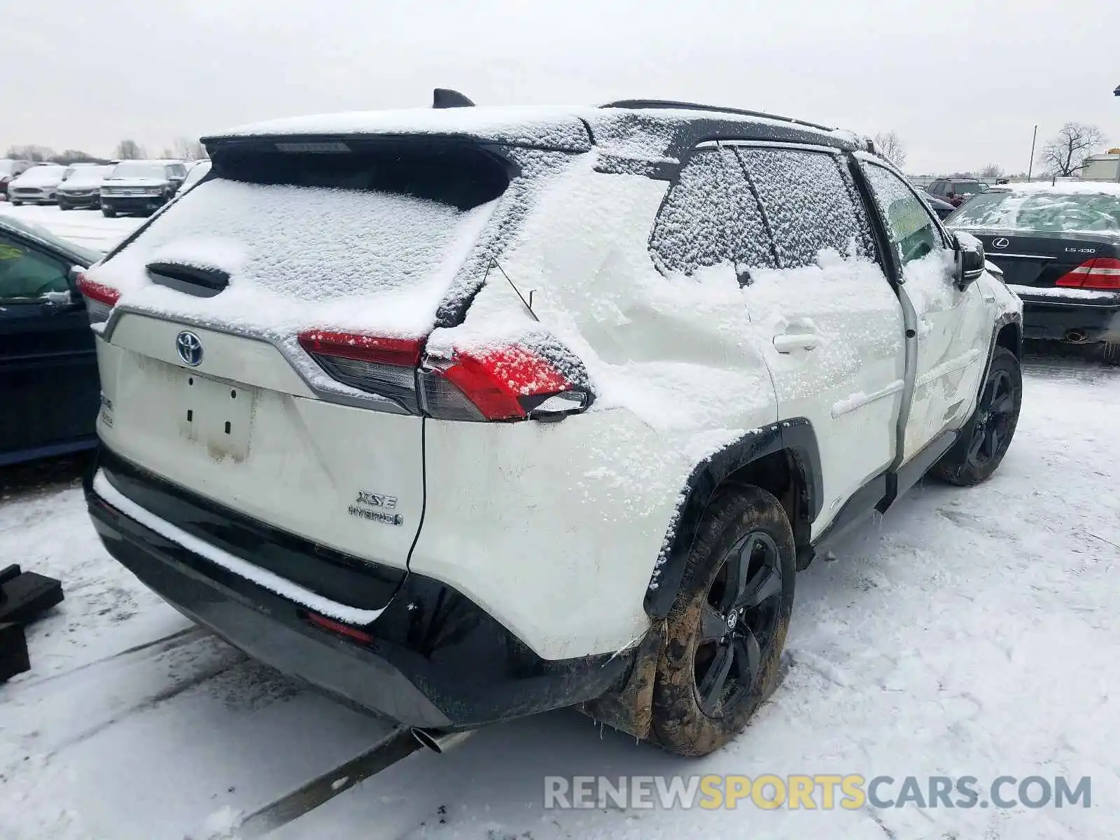 4 Фотография поврежденного автомобиля 2T3EWRFV4KW011285 TOYOTA RAV4 2019