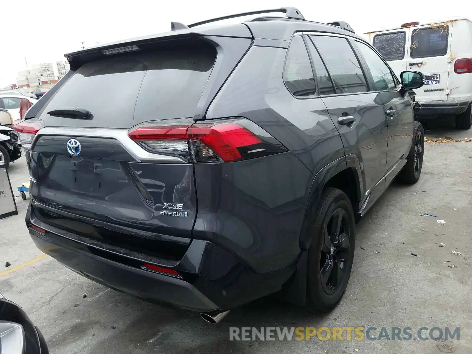 4 Фотография поврежденного автомобиля 2T3EWRFV5KW012039 TOYOTA RAV4 2019