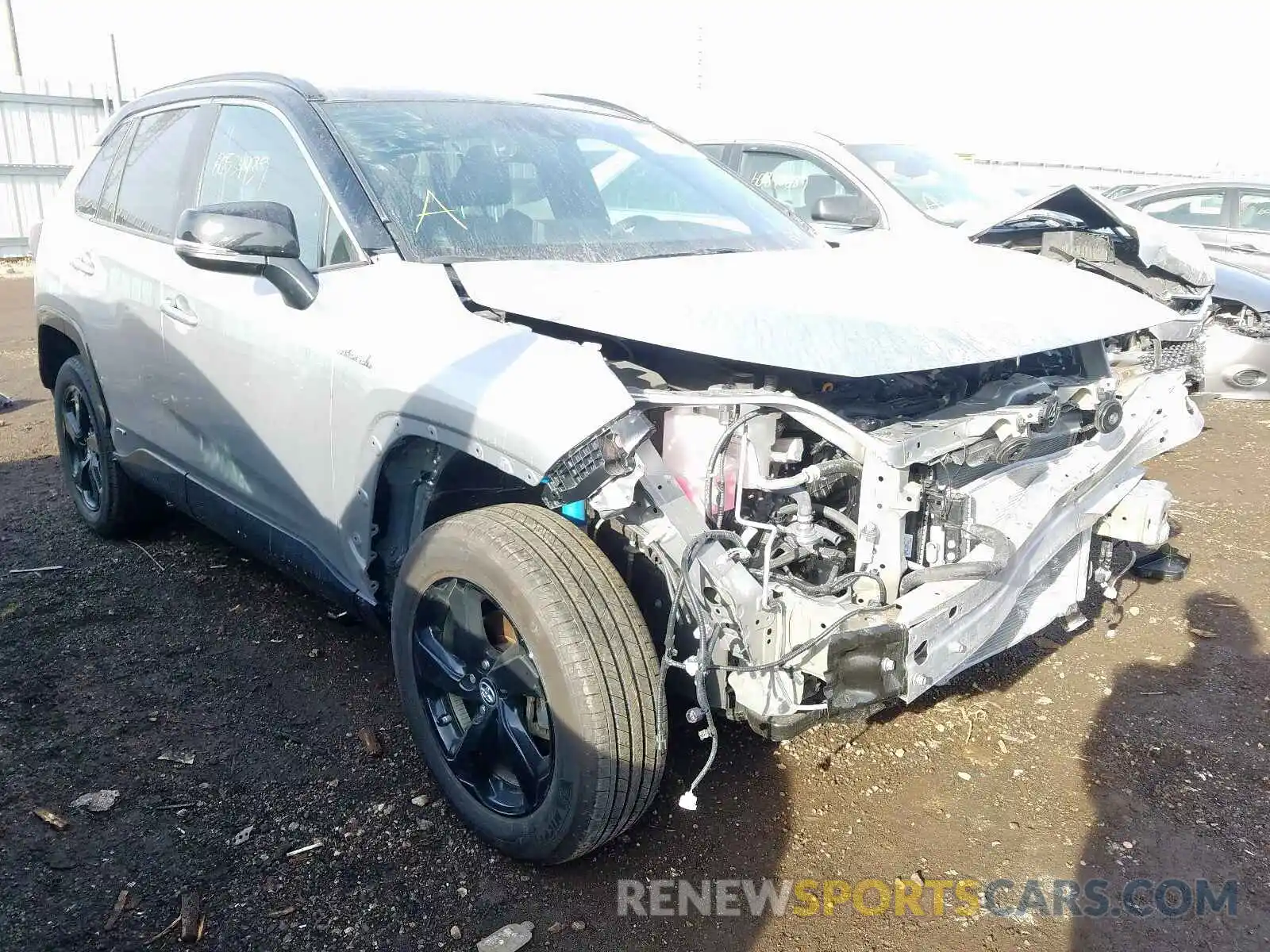 1 Photograph of a damaged car 2T3EWRFV5KW016463 TOYOTA RAV4 2019