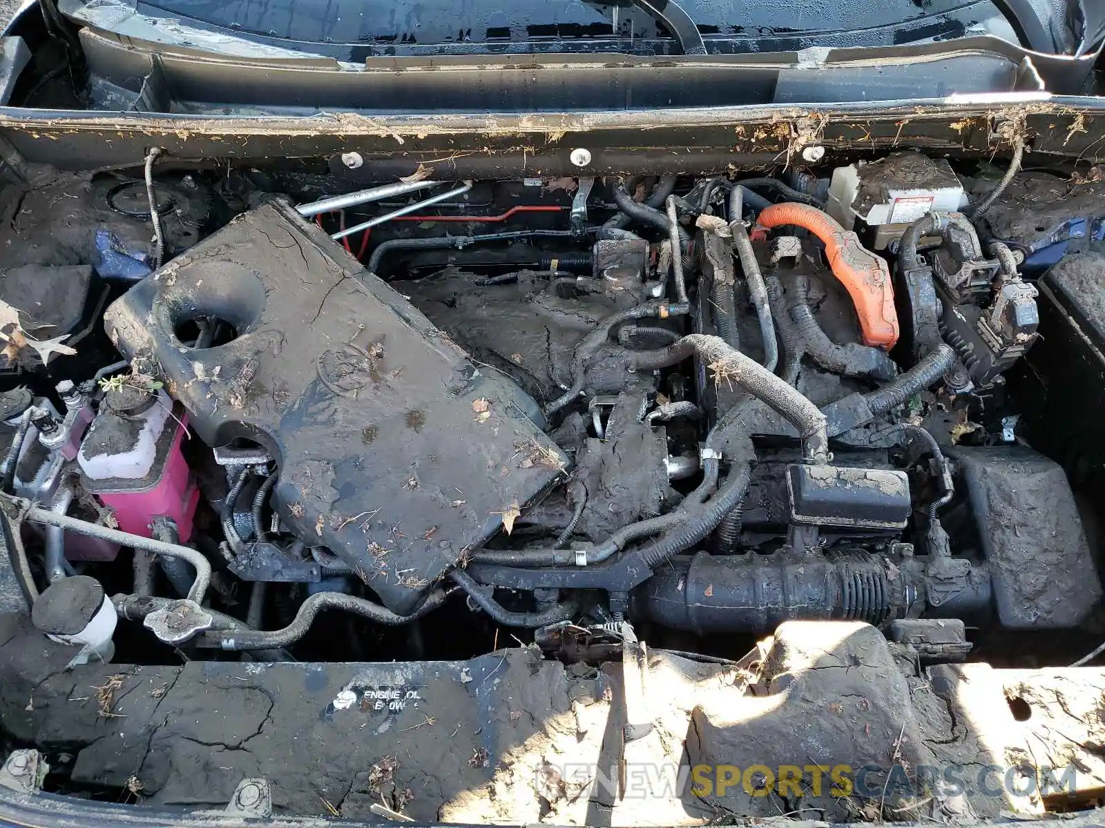 7 Photograph of a damaged car 2T3EWRFV6KW037726 TOYOTA RAV4 2019