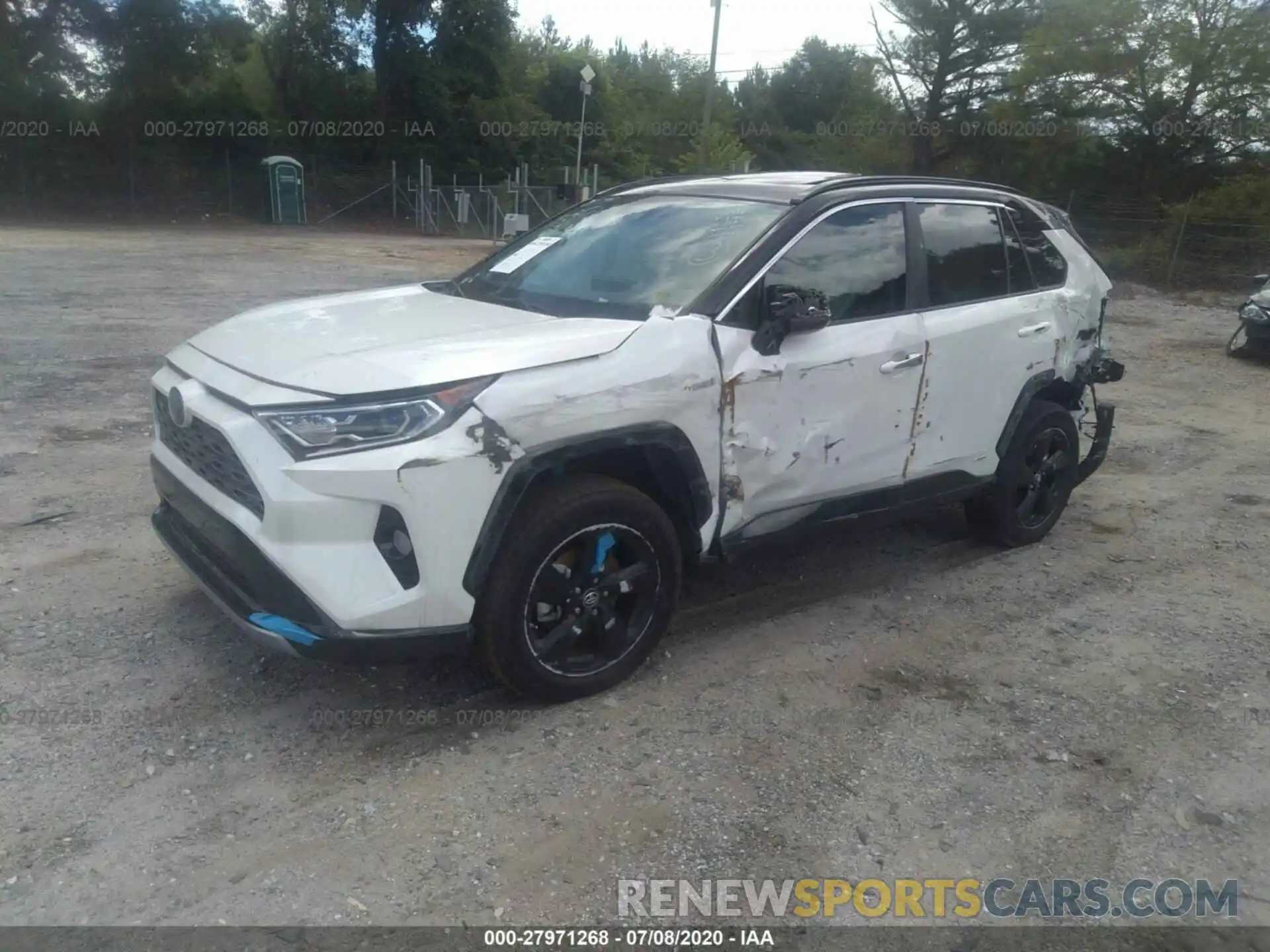 2 Photograph of a damaged car 2T3EWRFV7KW009742 TOYOTA RAV4 2019