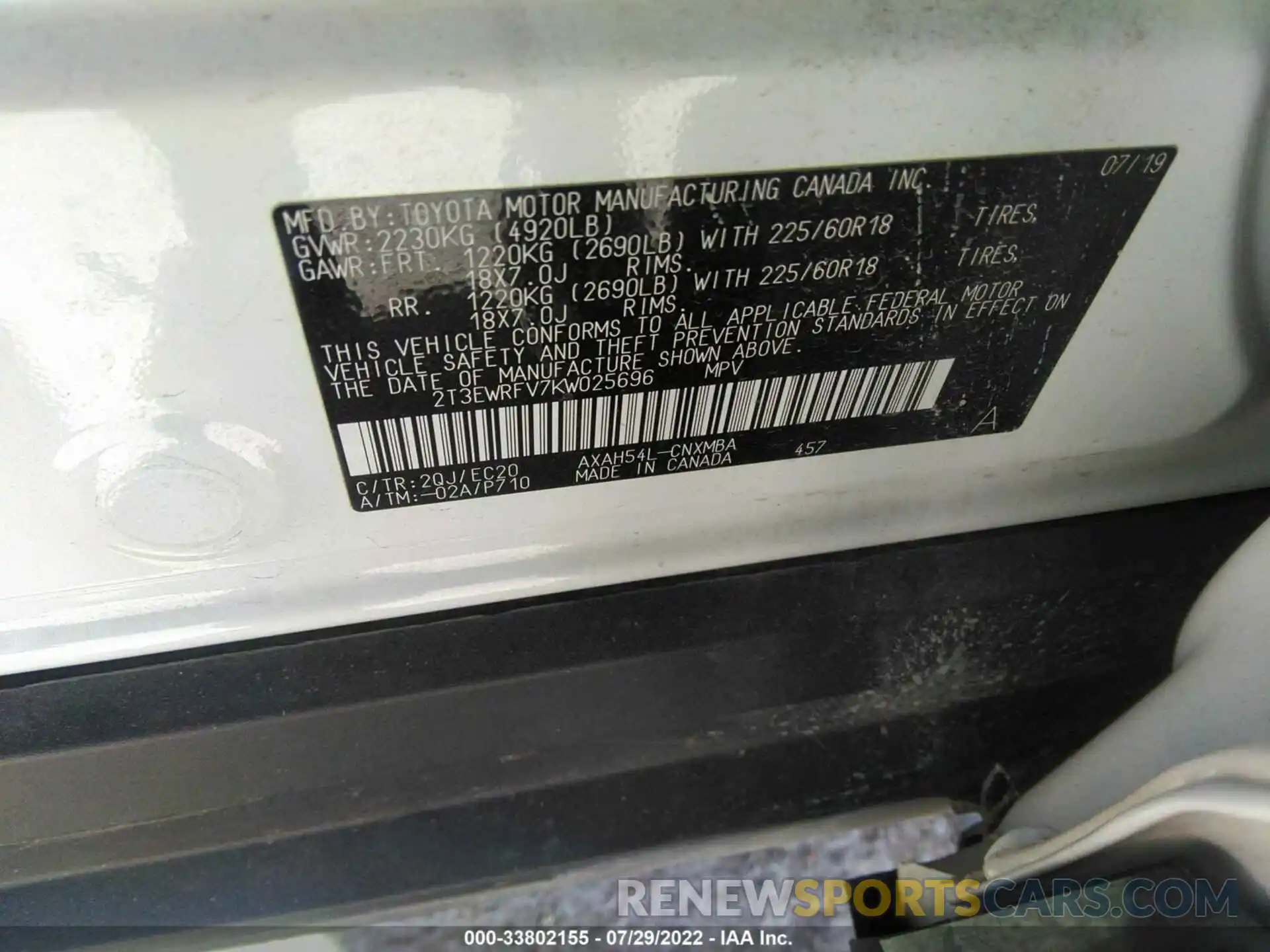 9 Photograph of a damaged car 2T3EWRFV7KW025696 TOYOTA RAV4 2019